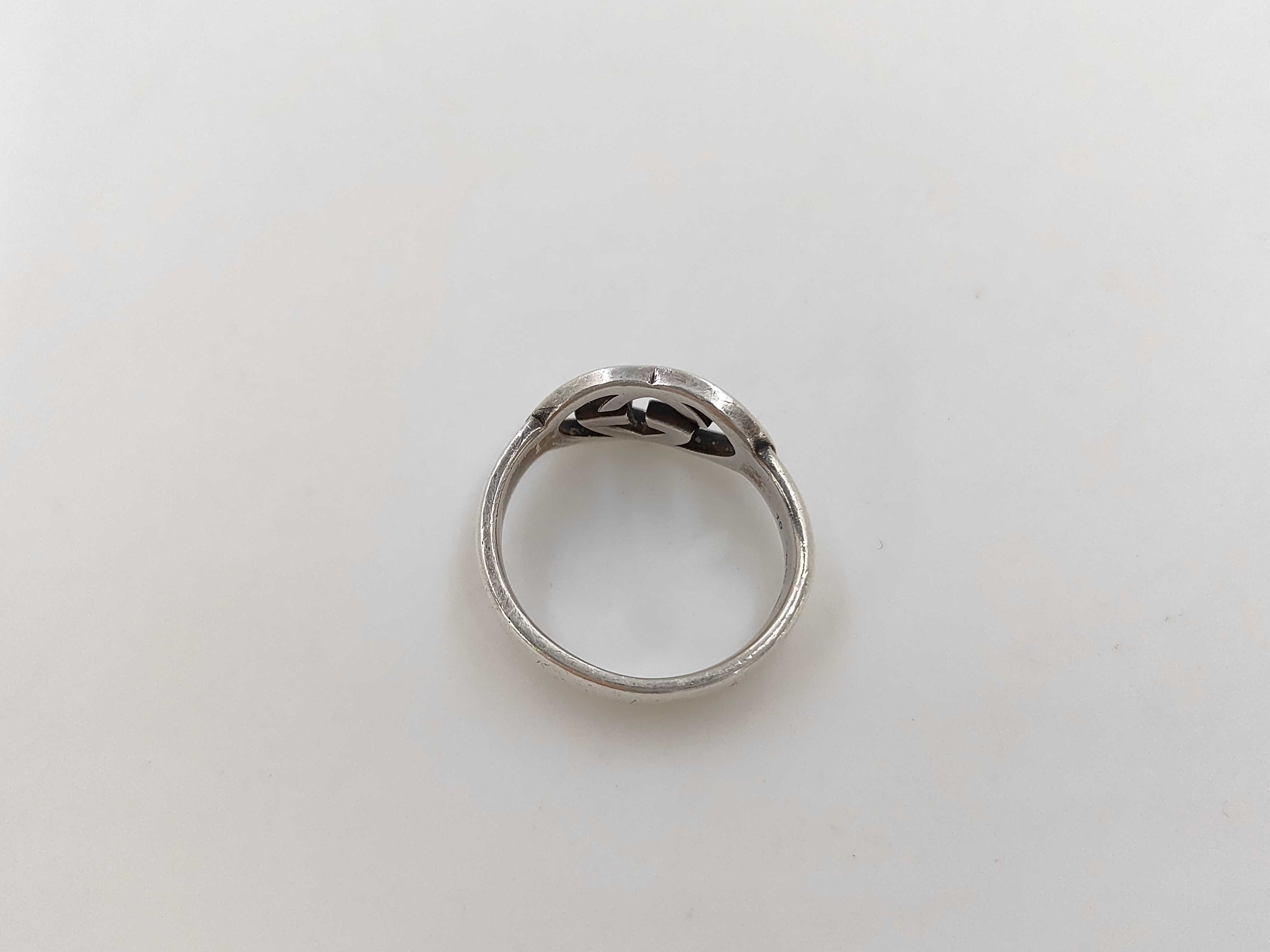 Interlocking Ring — view 5