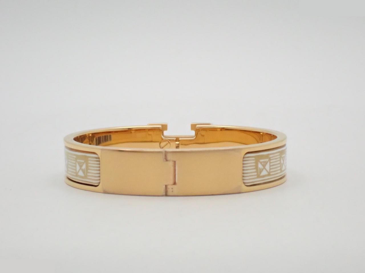 Bracelet 《Click H》 — view 2