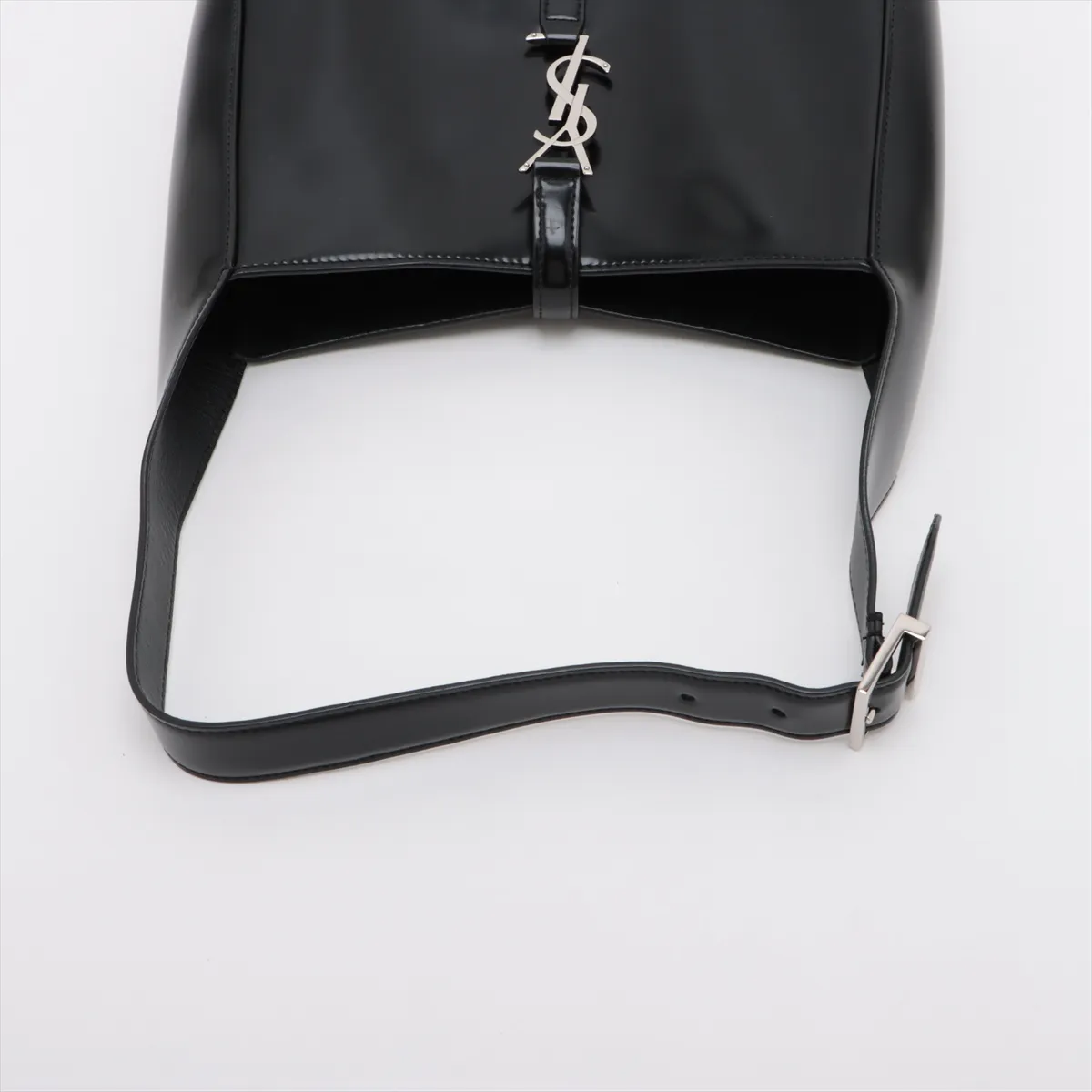 LE 5 A 7 Small Patent Leather Shoulder Bag Black 727709 — view 5