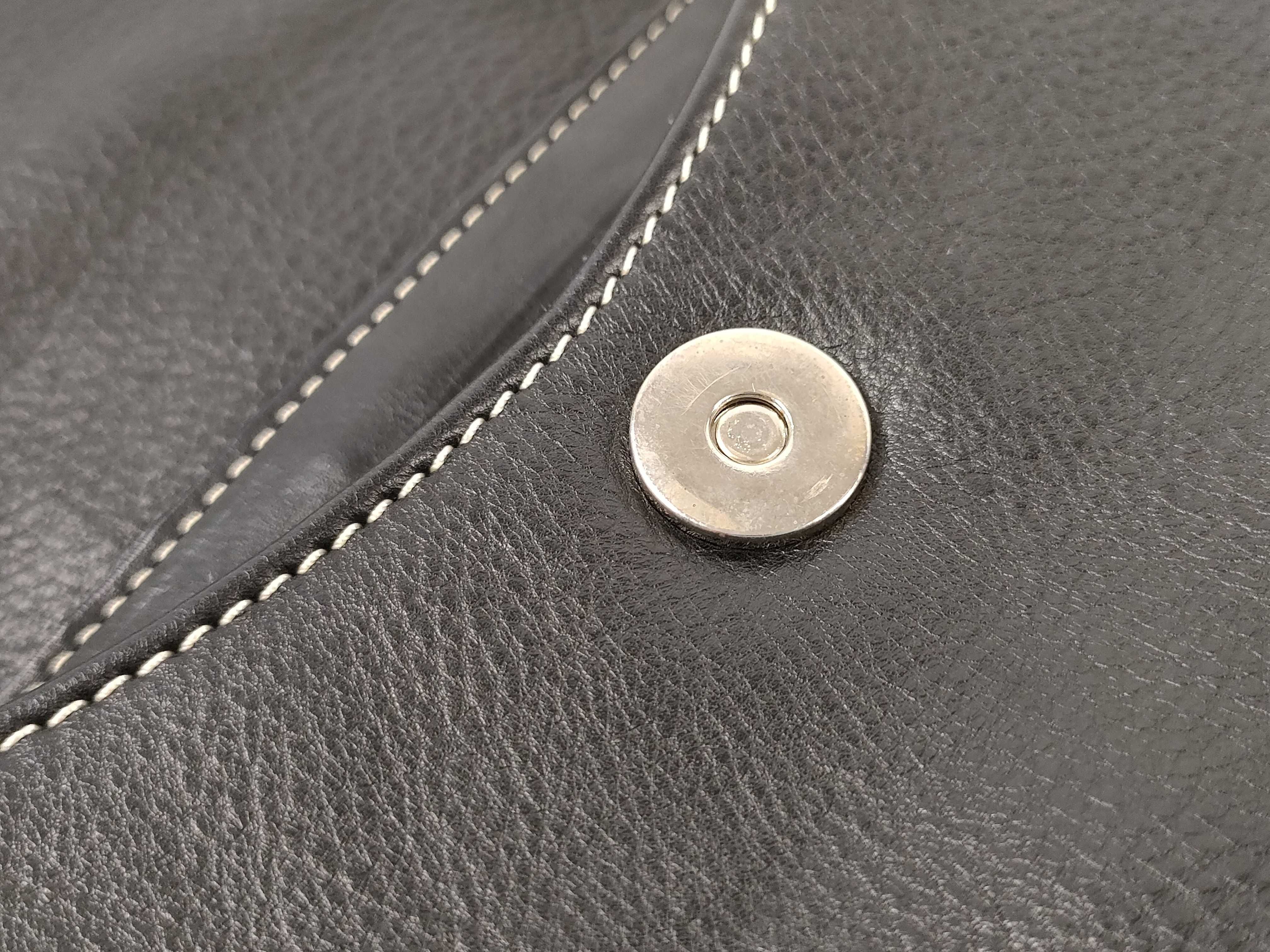 Logo CD Logo Leather Handbag Black Handbag — view 13