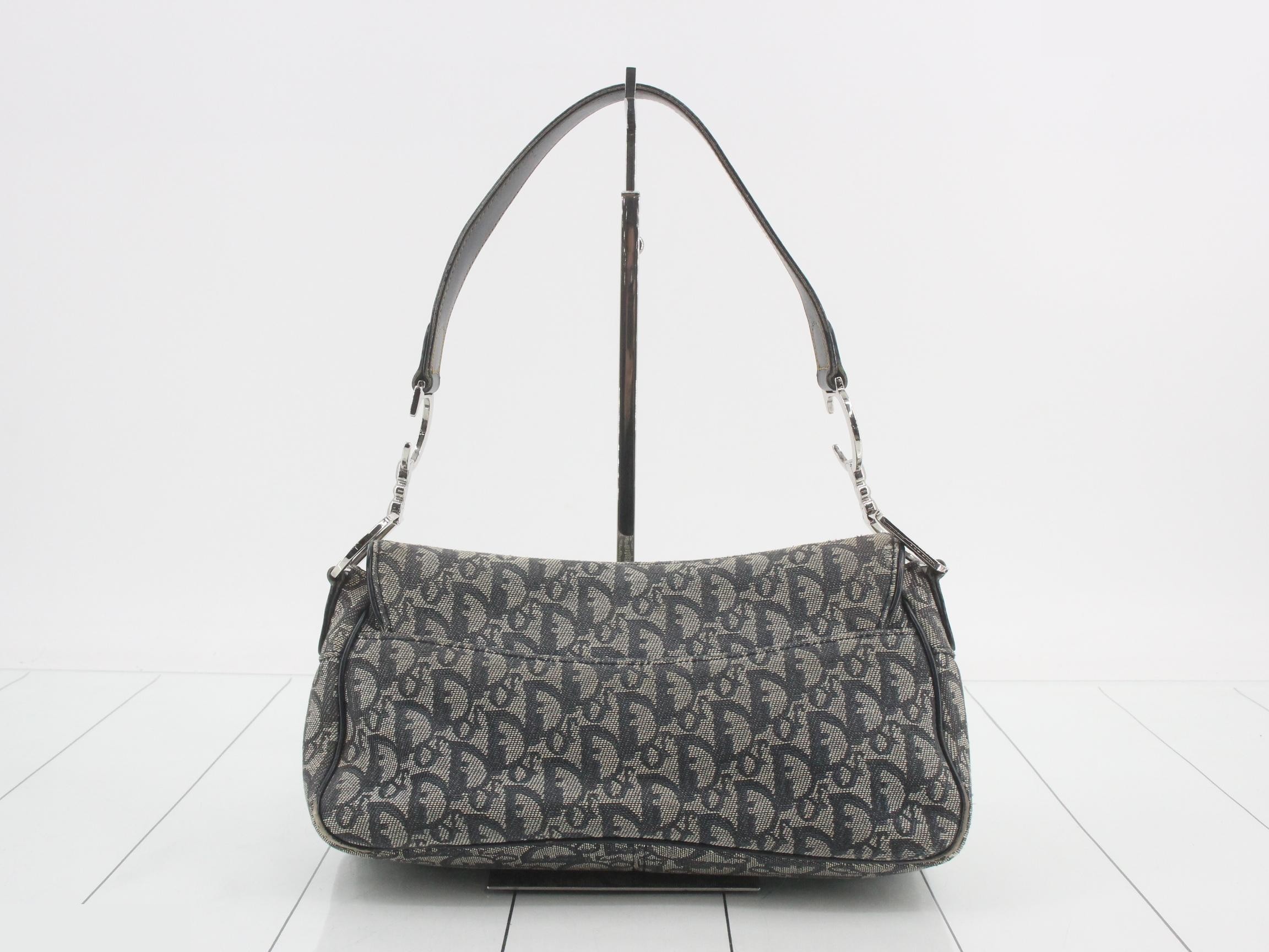 Trotter One-Shoulder Bag — view 2