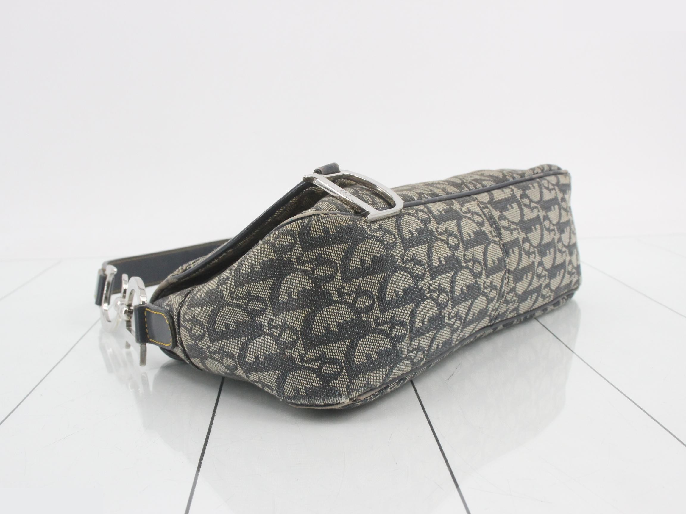 Trotter One-Shoulder Bag — view 5