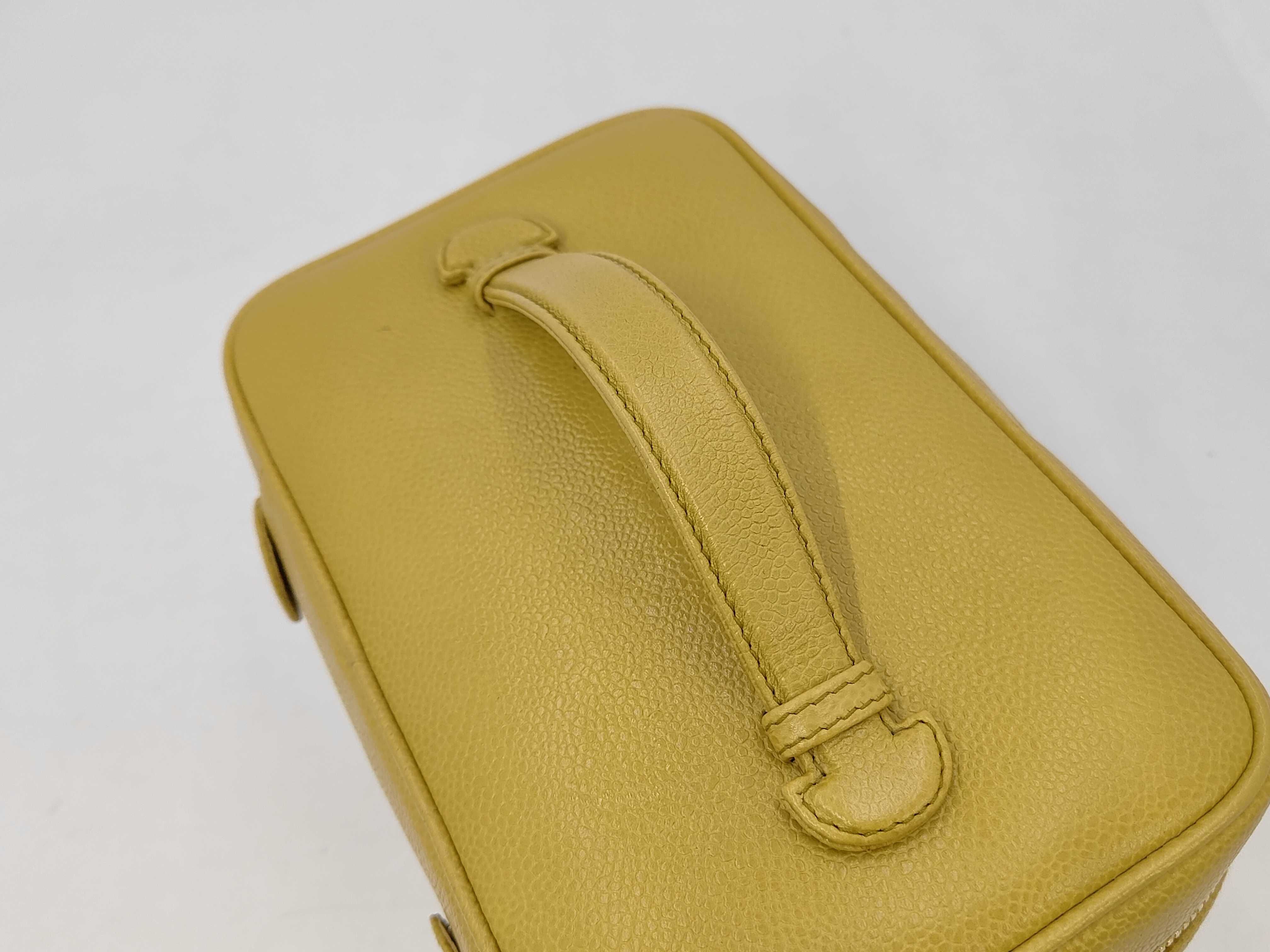 Caviar Skin Vanity Bag with Mirror (Handbag) — view 4