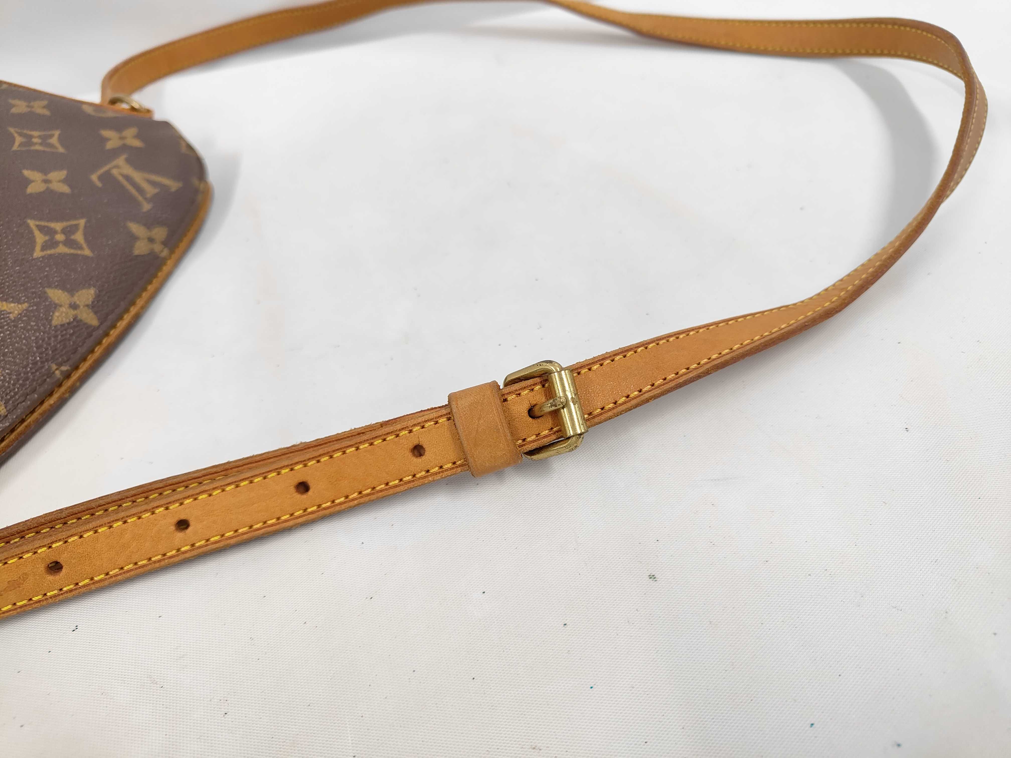 M51290 Monogram Druot Shoulder Bag — view 5