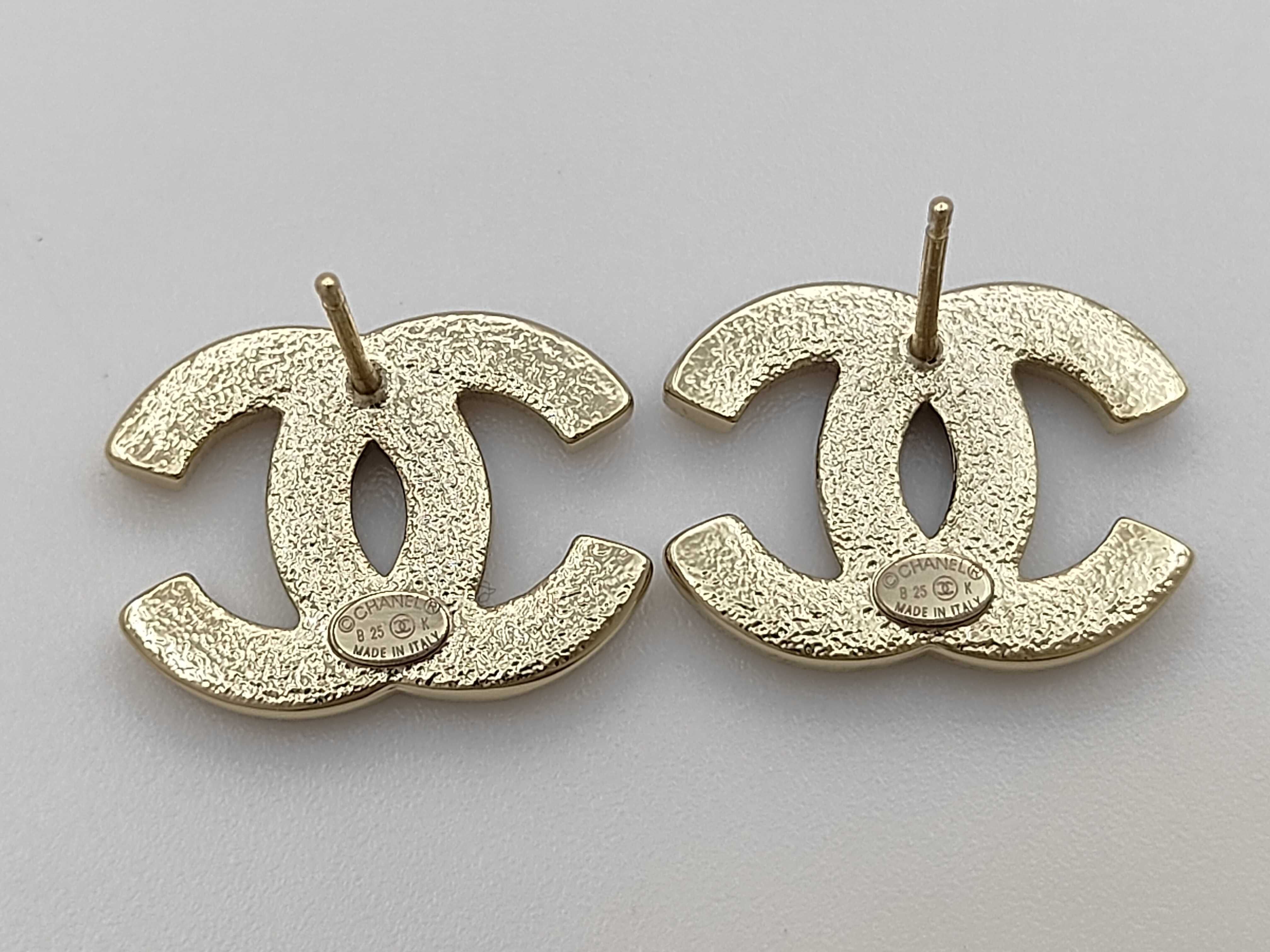 Coco Mark Earrings B25K Earrings — view 4