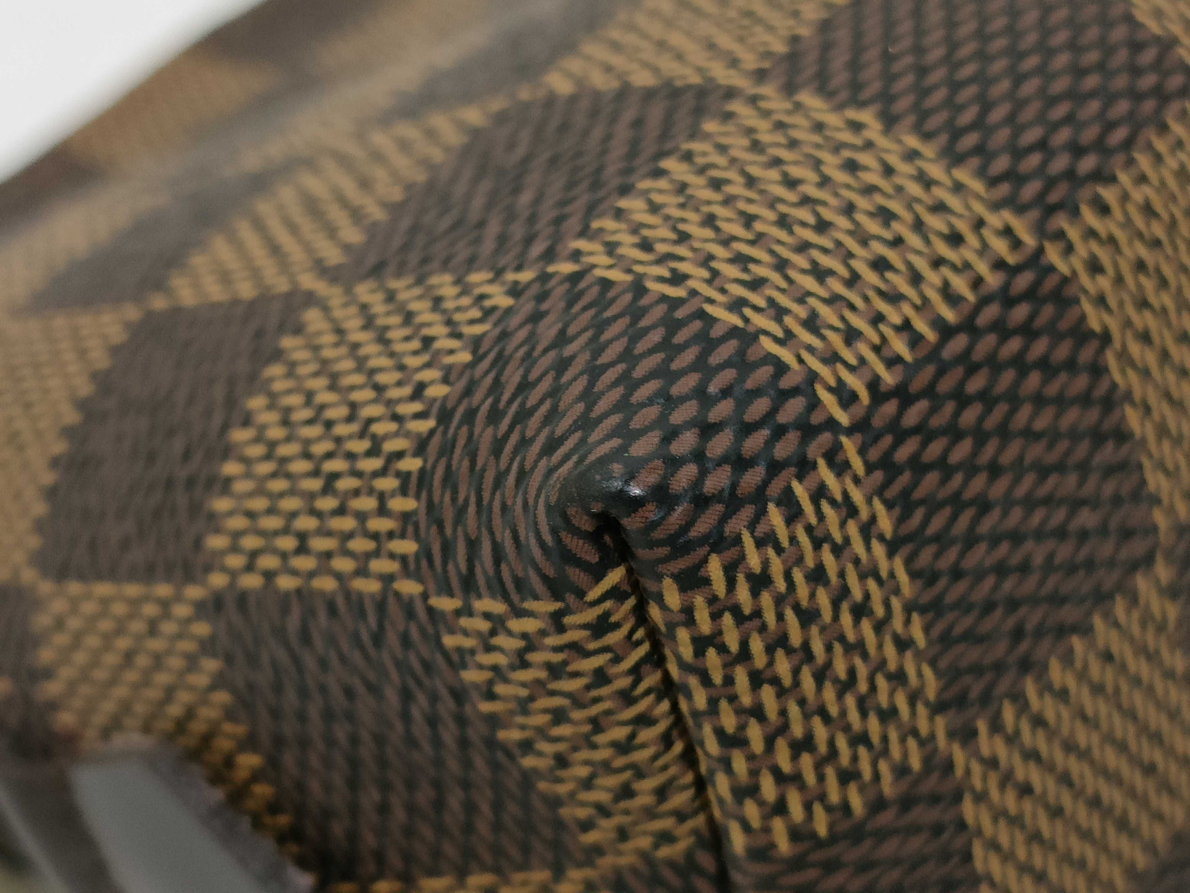 Damier Cosmetic Pouch CA0052 — view 3