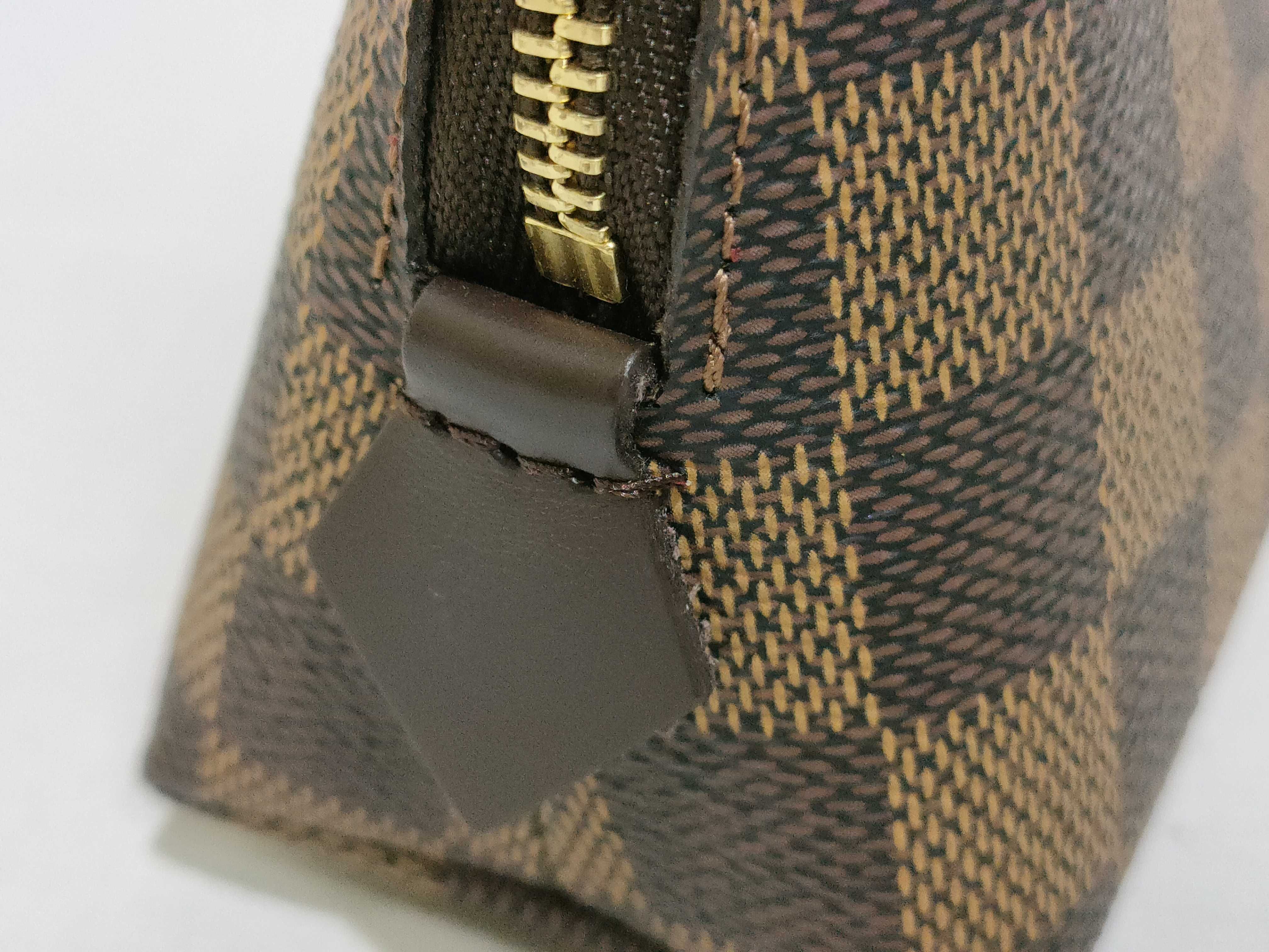 Damier Cosmetic Pouch CA0052 — view 6