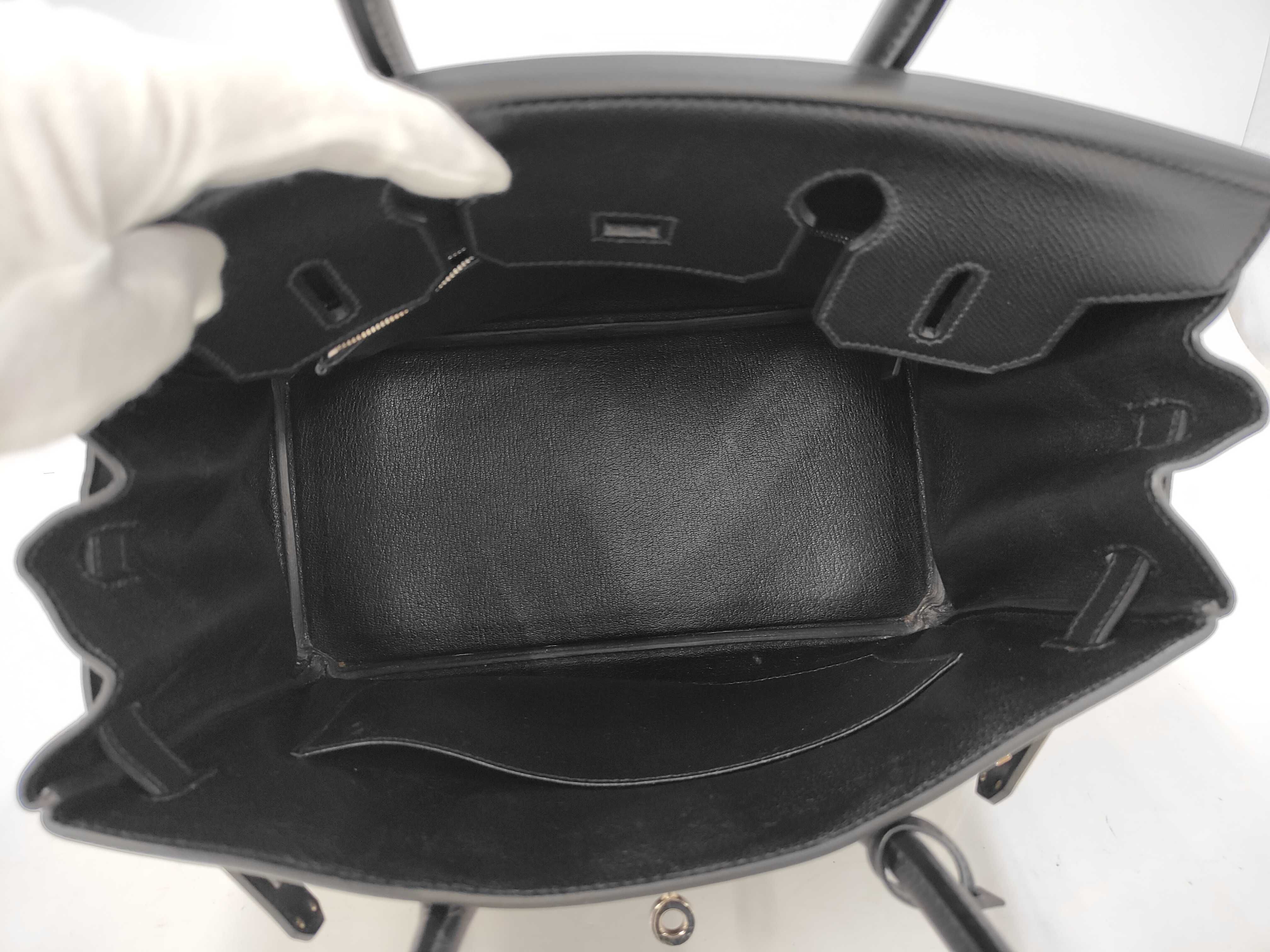 Birkin 30 C stamp Epsom leather Noir silver hardware handbag — view 11
