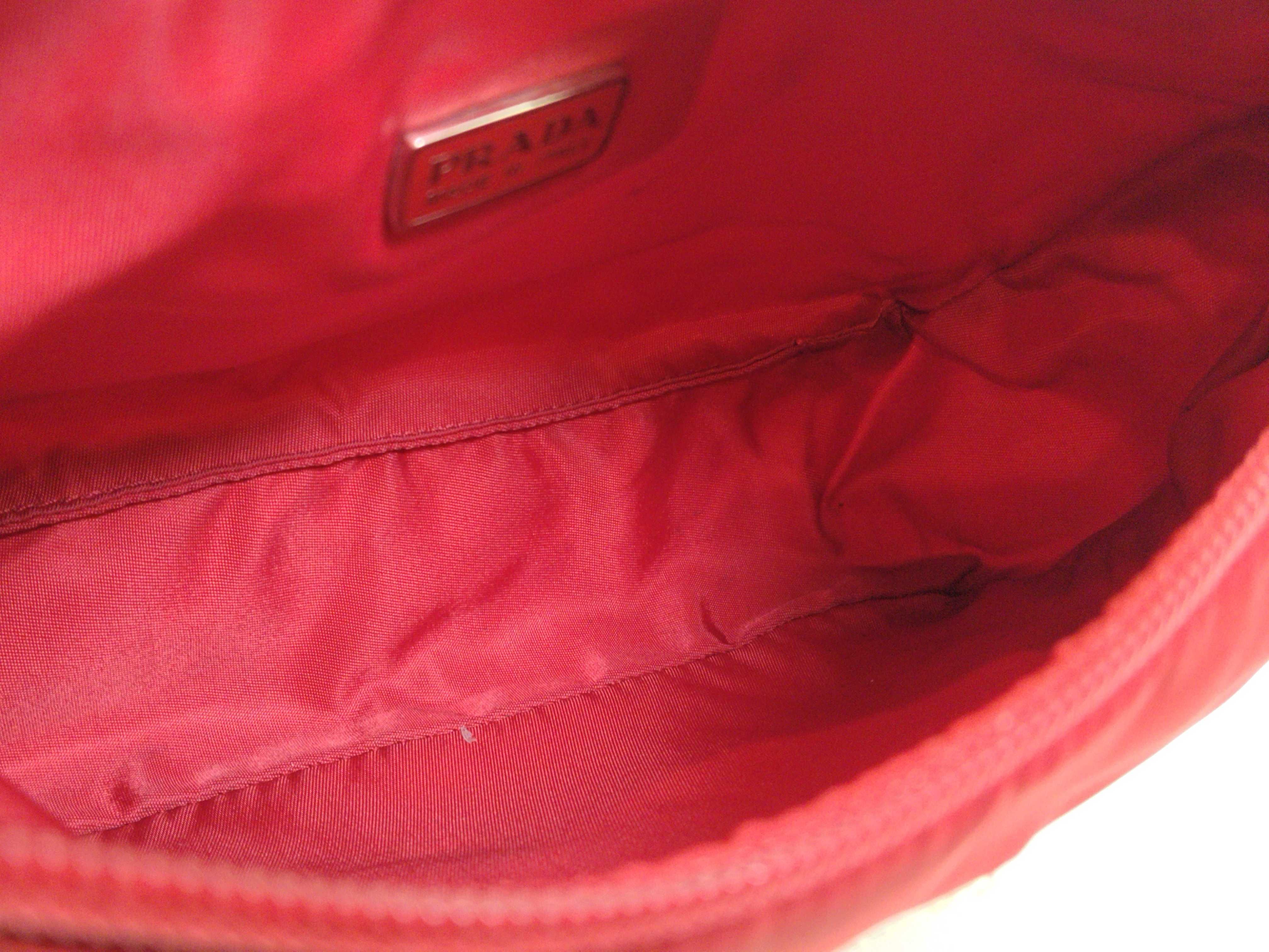 nylon bag, Prada nylon triangular logo one-shoulder bag, hobo handbag — view 9