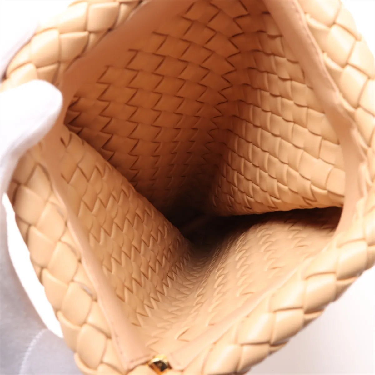 Intrecciato Leather Clutch Bag Beige — view 5
