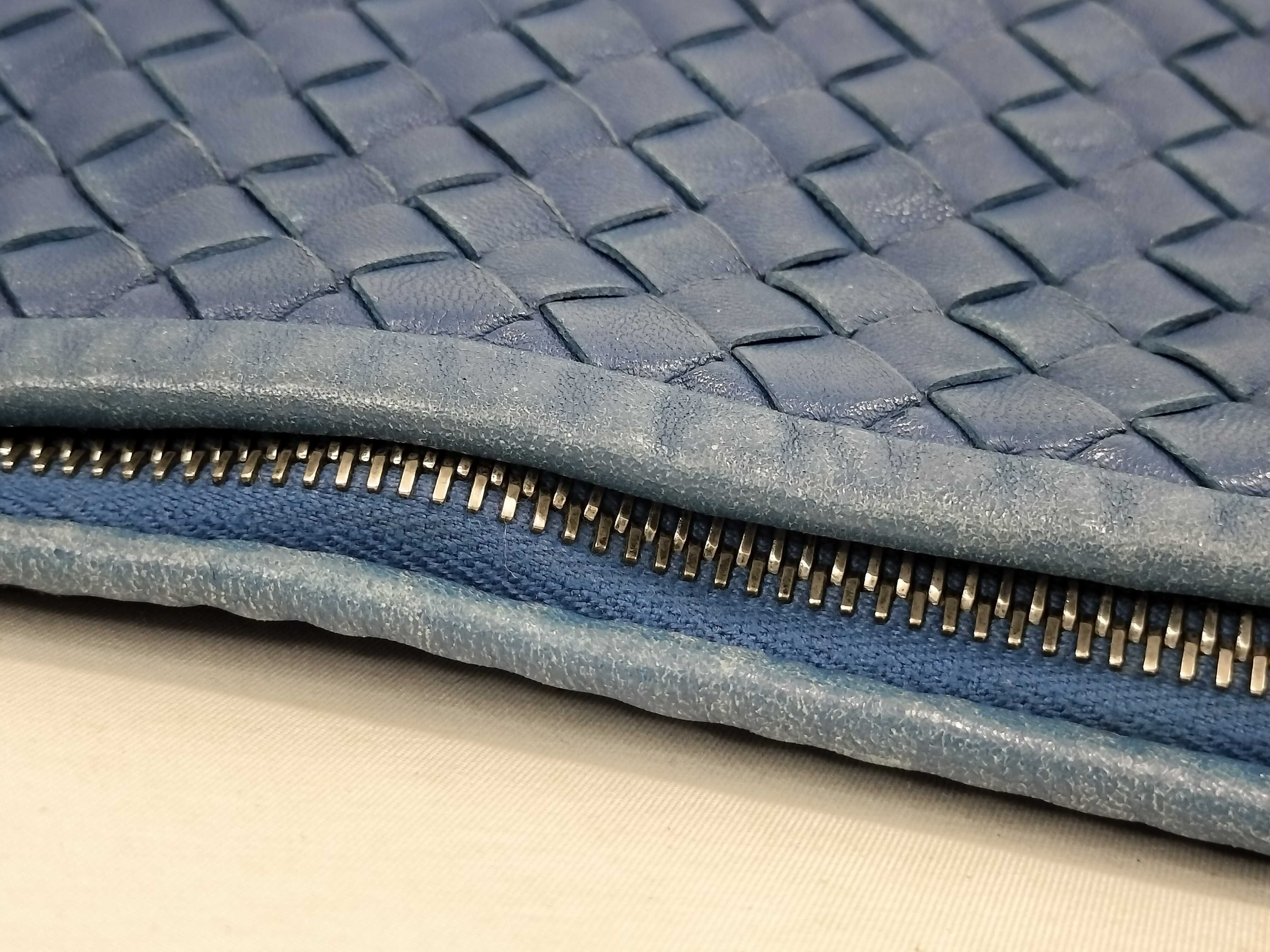 Intrecciato PH - Intrecciato Hobo Bag Blue Leather Handbag — view 6