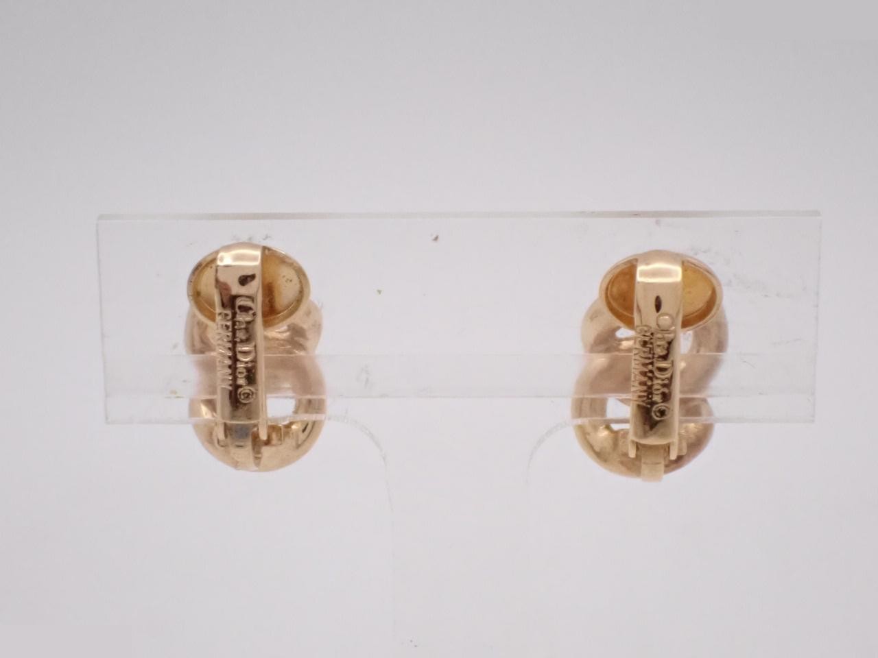 Other lines: Precious metals and earrings — view 2