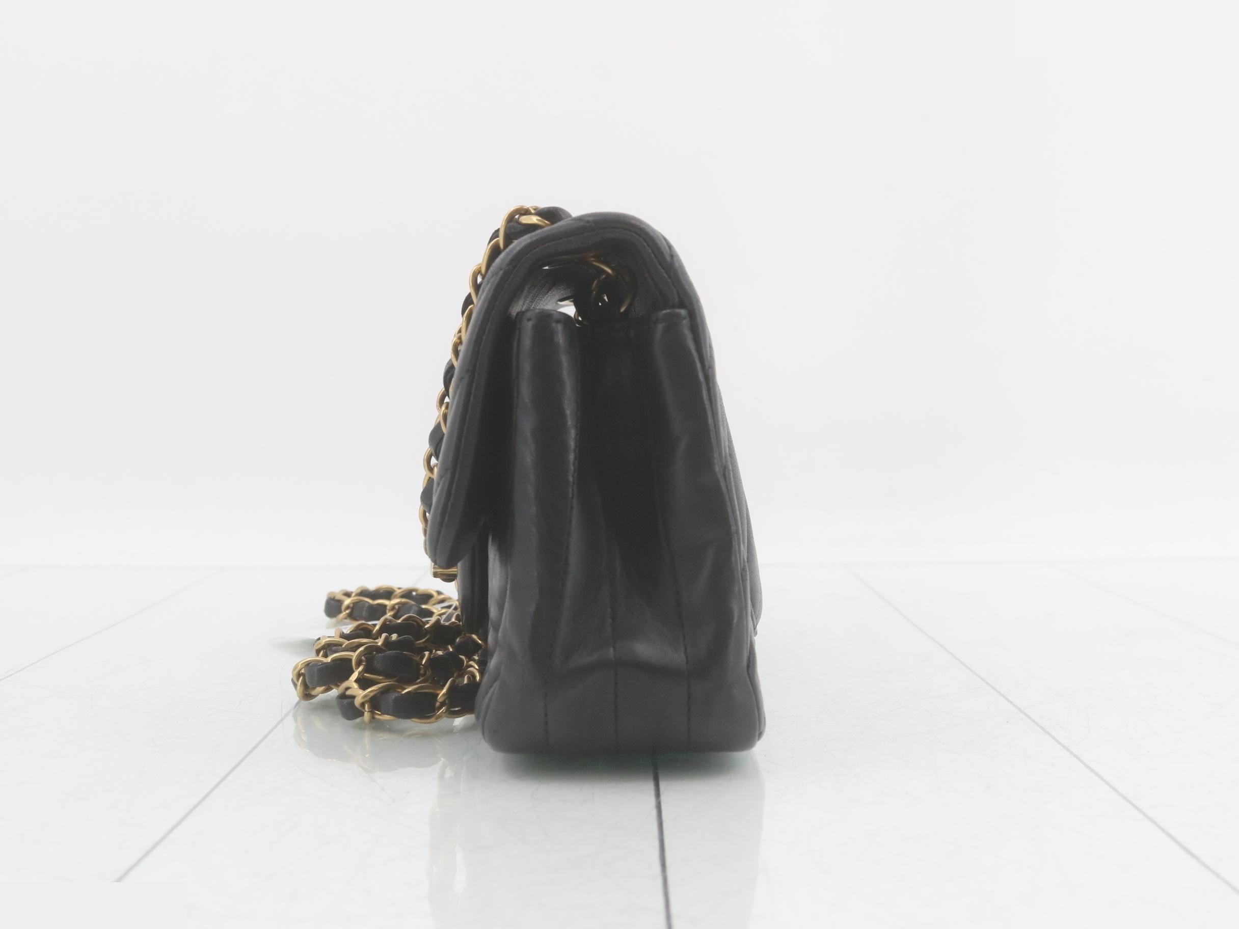 V-stitch lambskin Chanel chain shoulder bag — view 3