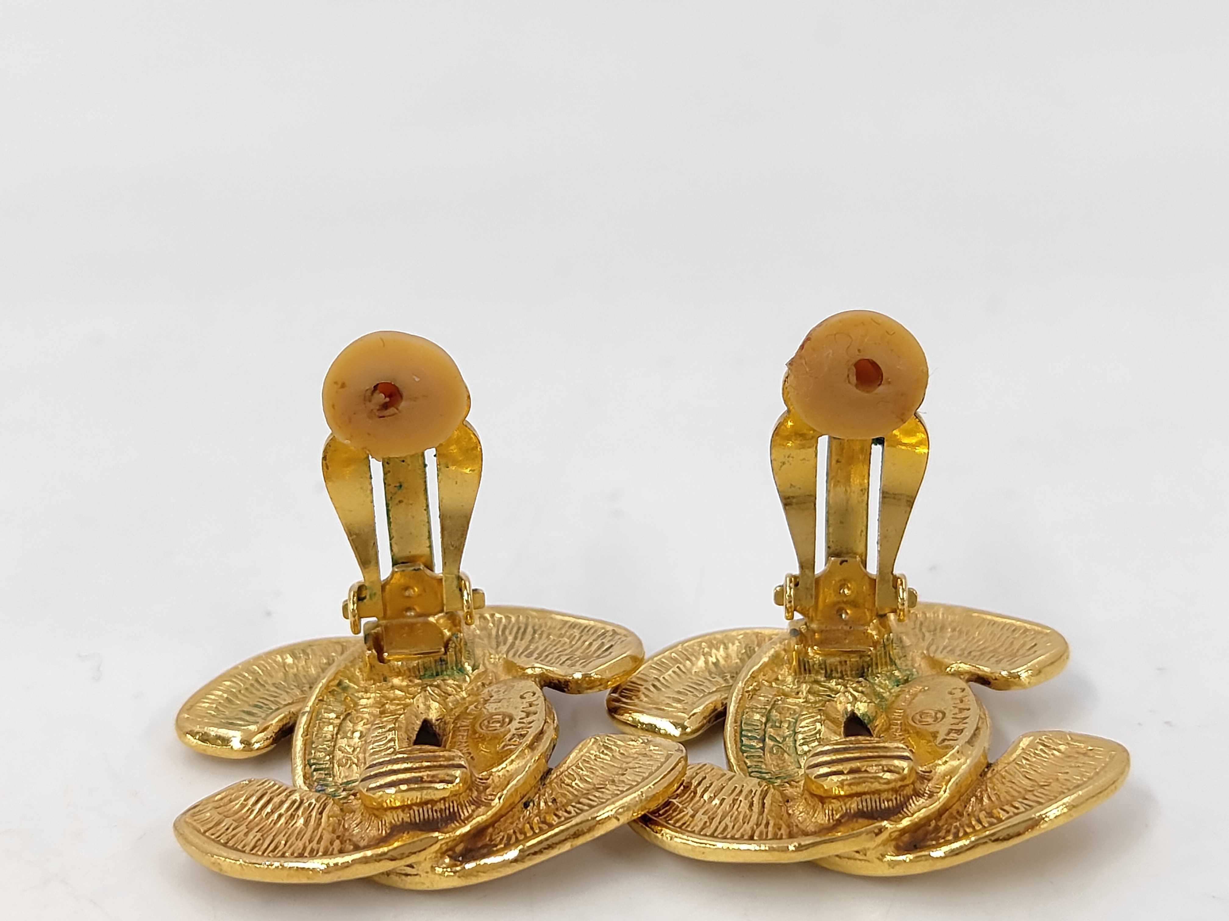 Cocomark Matelasse Gold Earrings — view 4