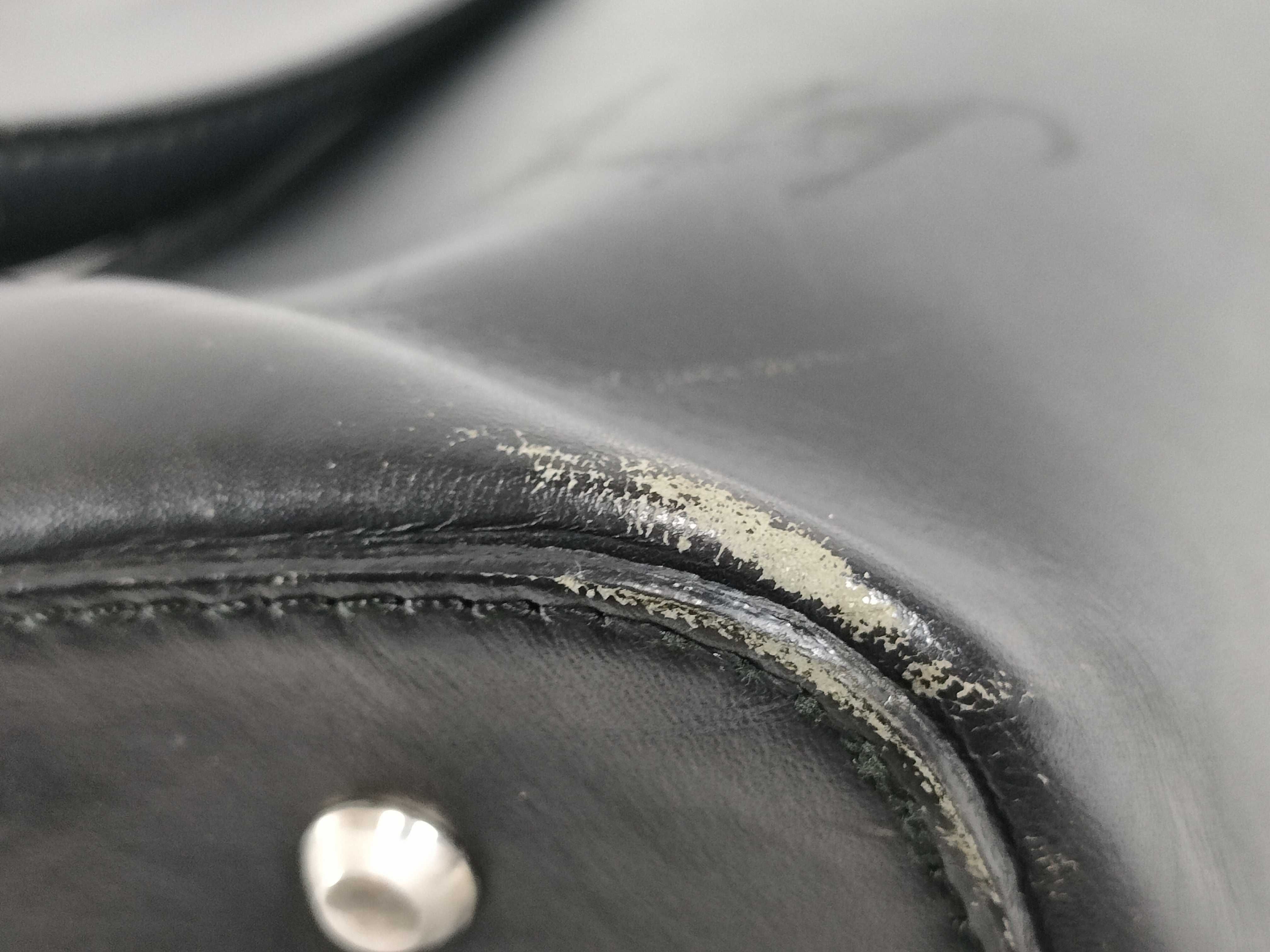 handbag, leather, black tote bag — view 7
