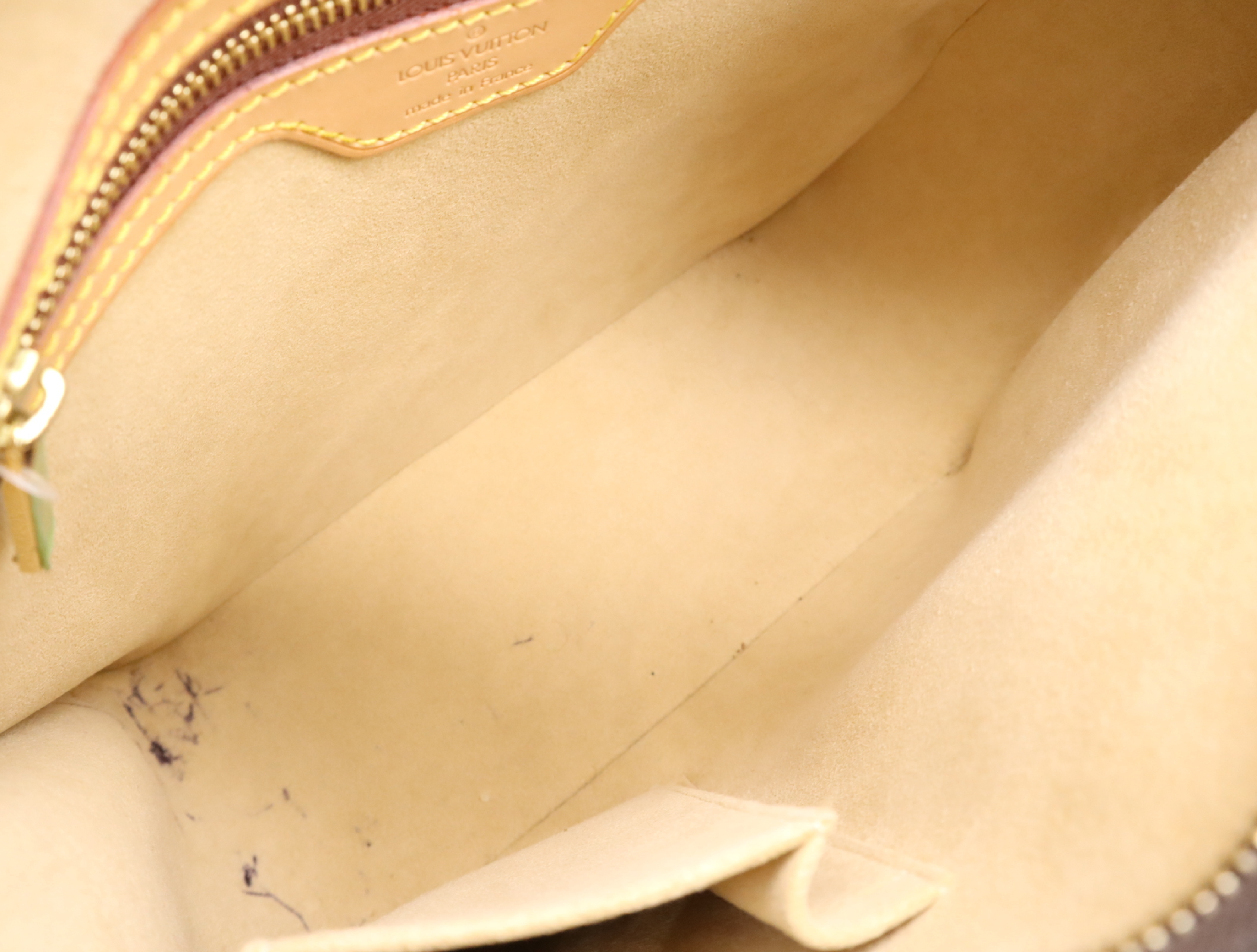 M51146 Monogram Looping MM Shoulder Bag — view 12