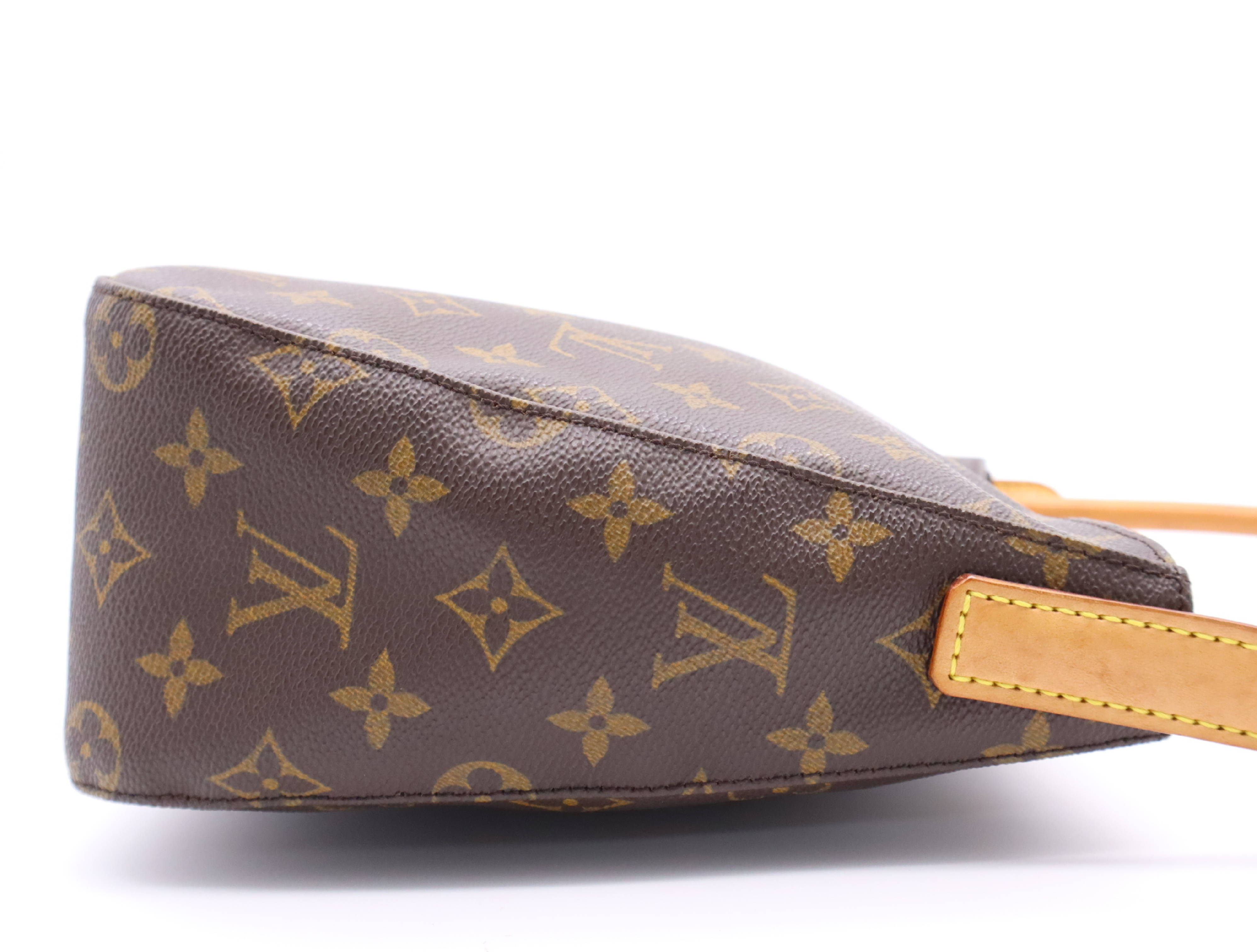 M51146 Monogram Looping MM Shoulder Bag — view 5