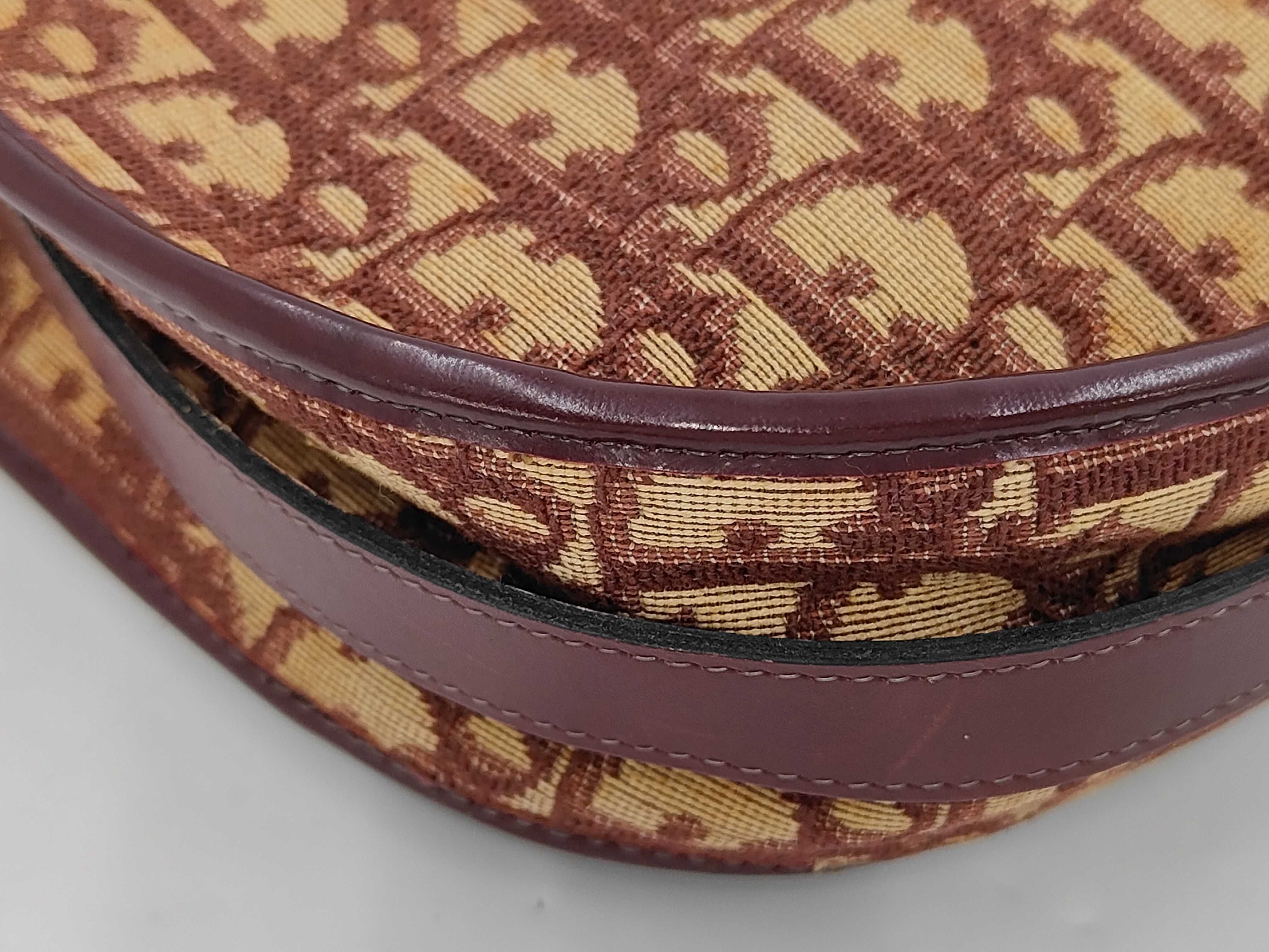 Trotter Shoulder Bag, minor stains on the exterior. — view 3
