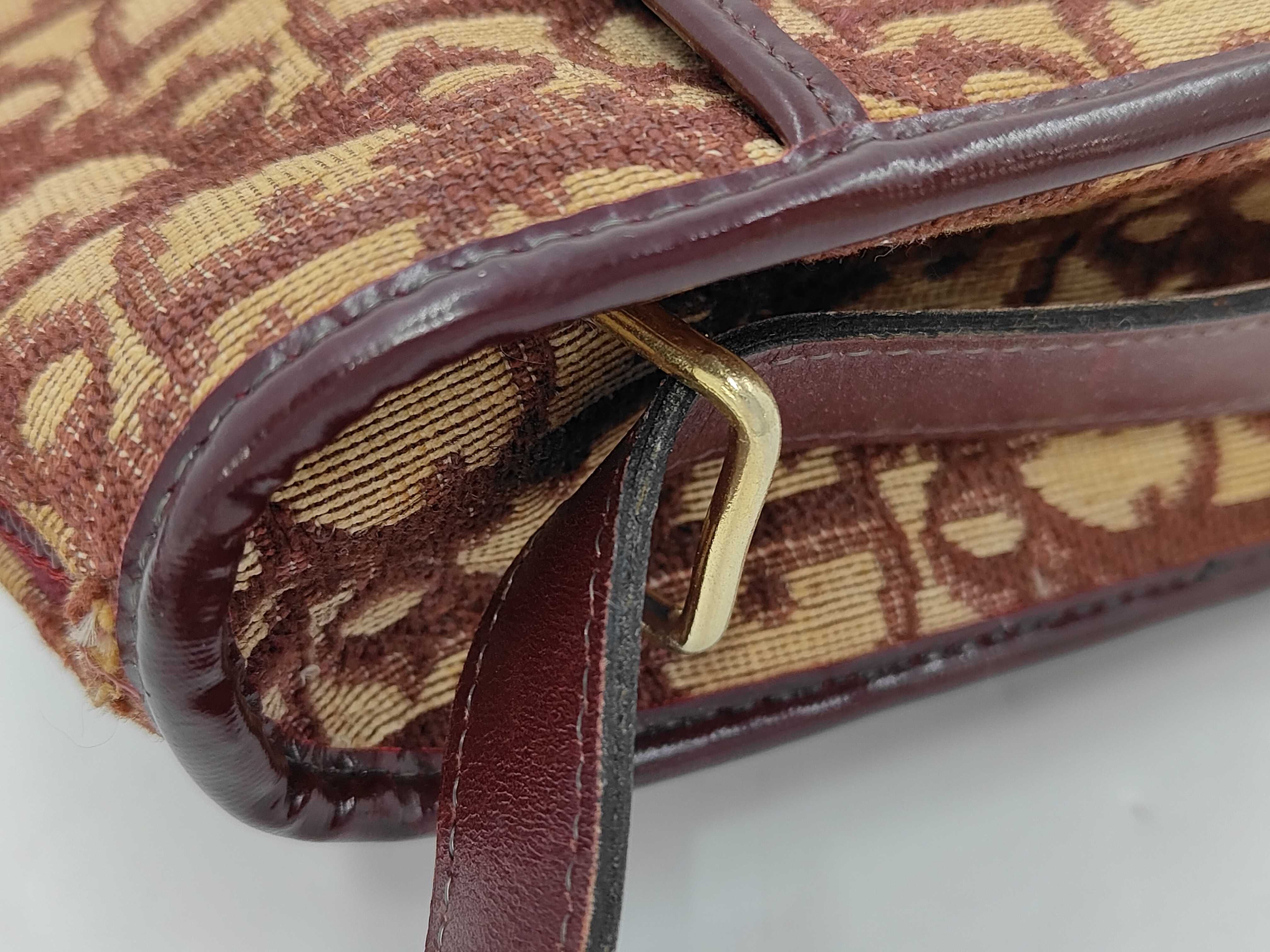 Trotter Shoulder Bag, minor stains on the exterior. — view 7