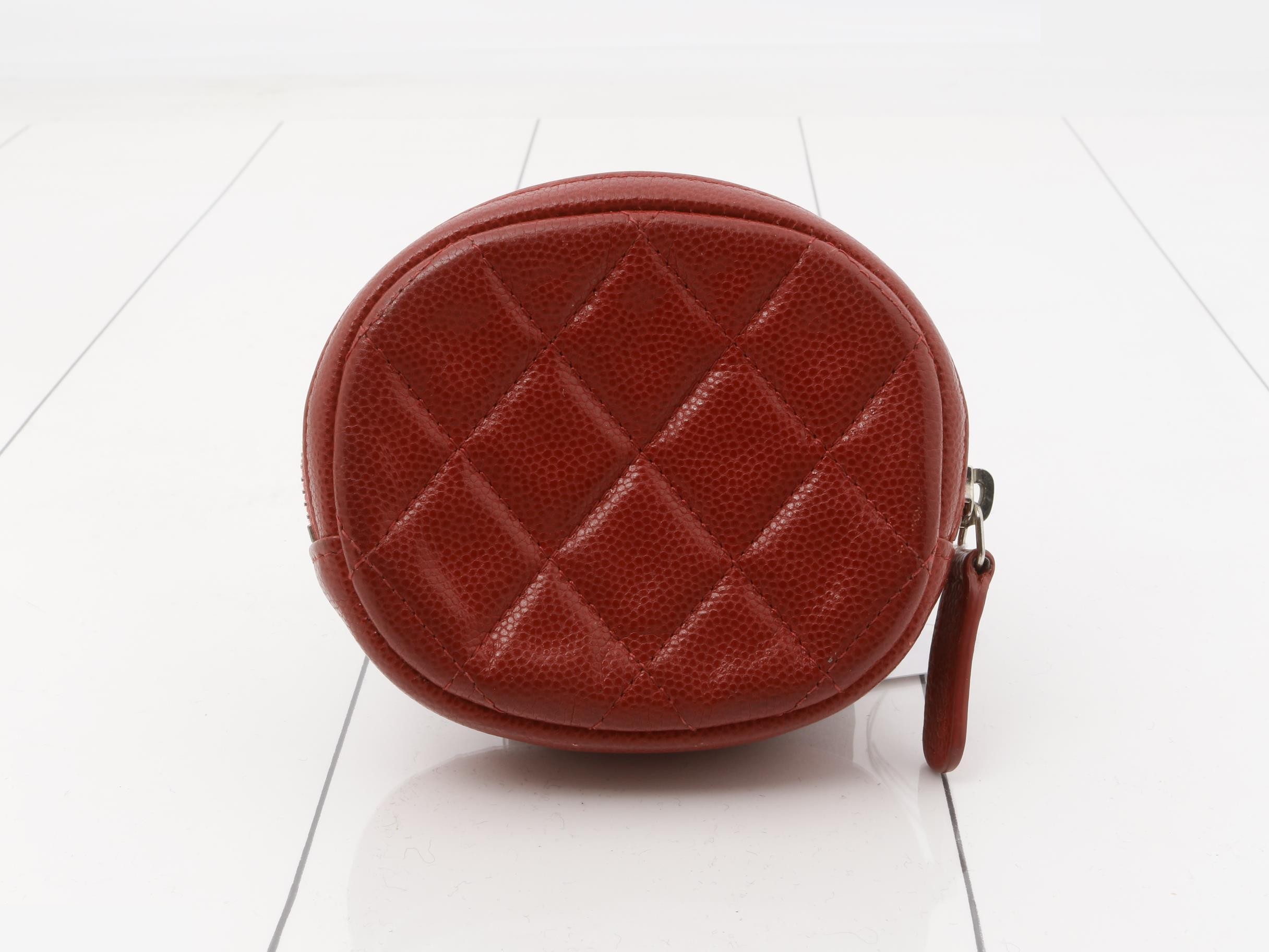 Matelassé coin case, Coco Mark, serial number 26. — view 2