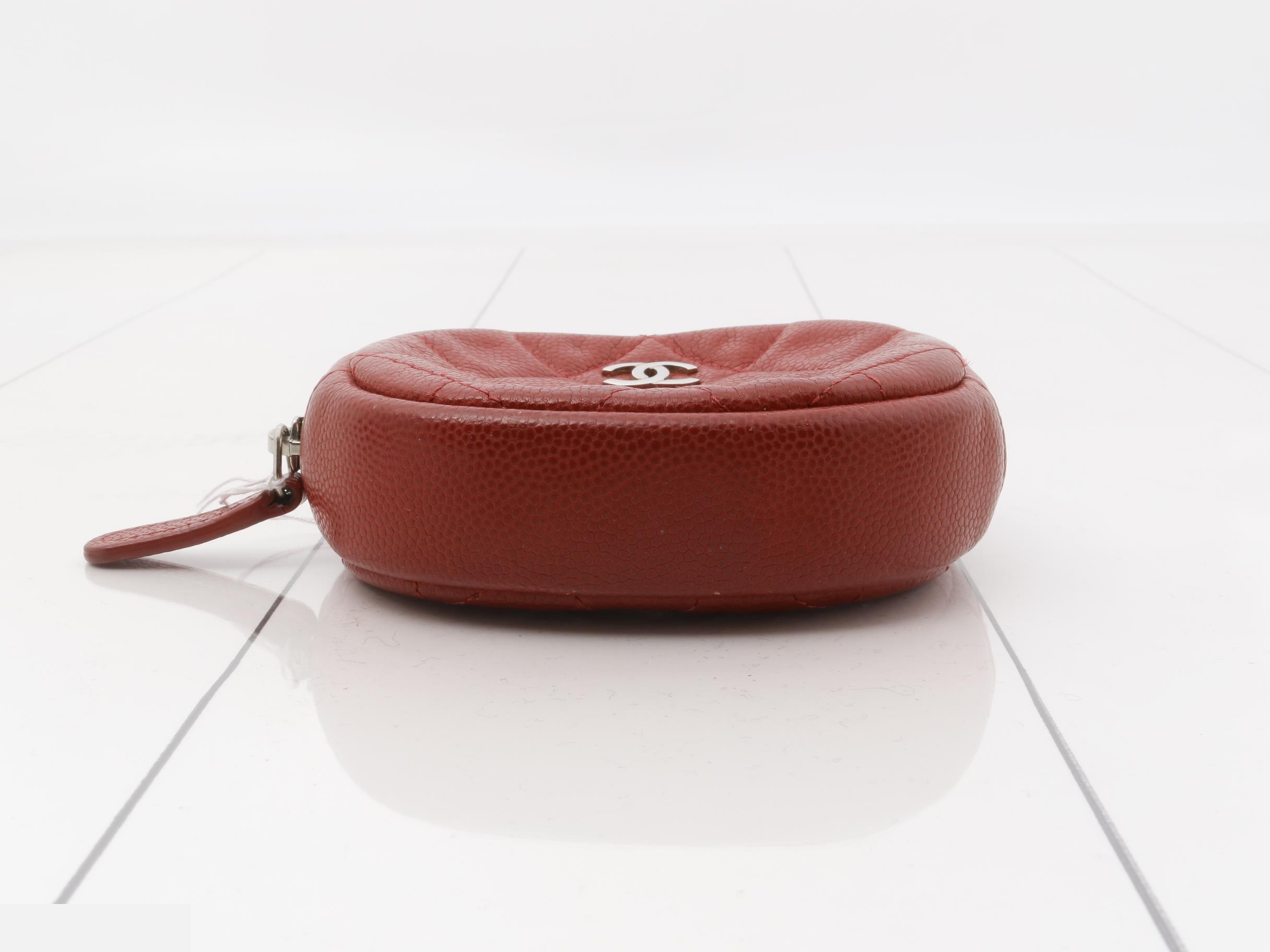 Matelassé coin case, Coco Mark, serial number 26. — view 3