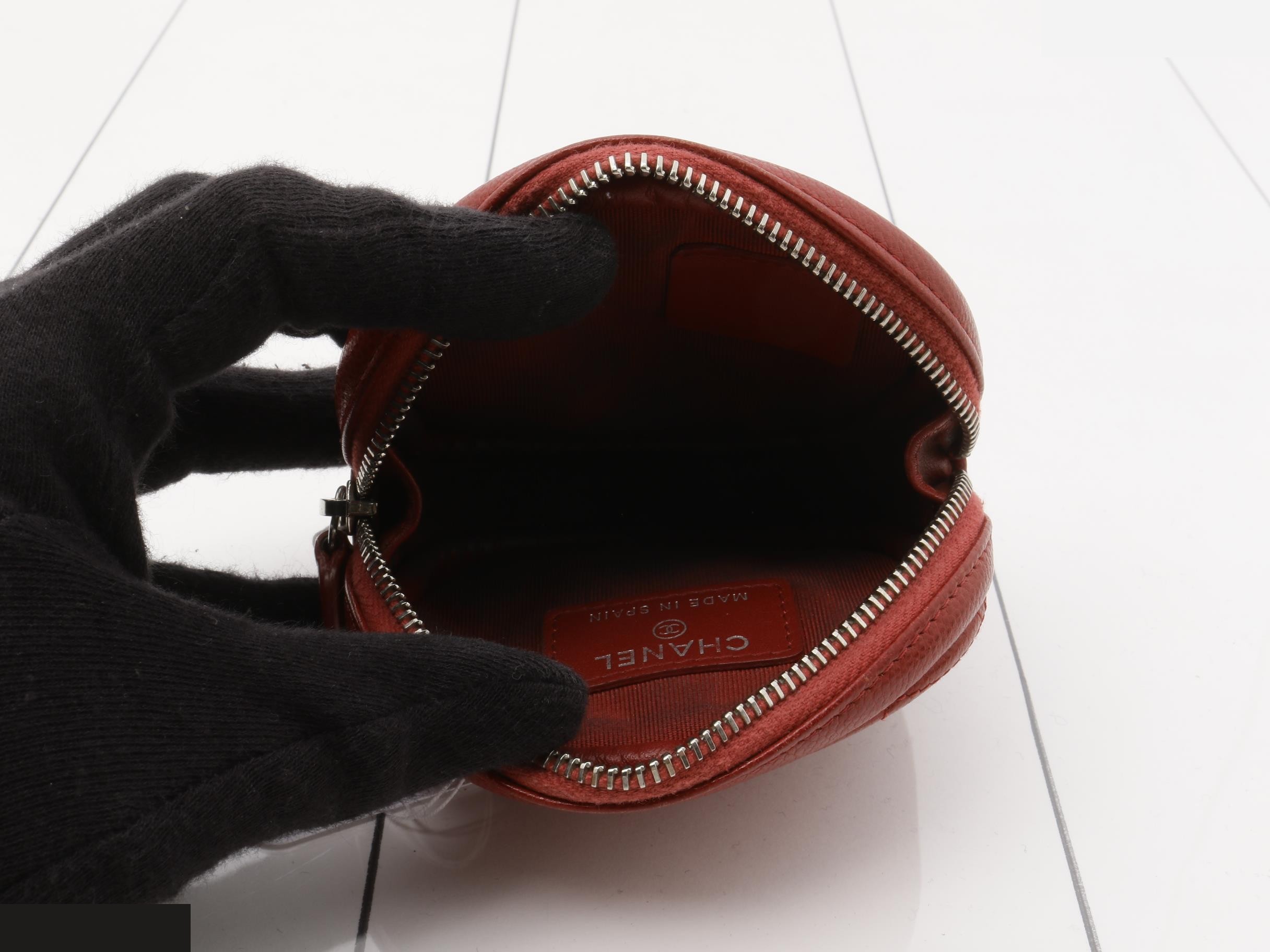 Matelassé coin case, Coco Mark, serial number 26. — view 4
