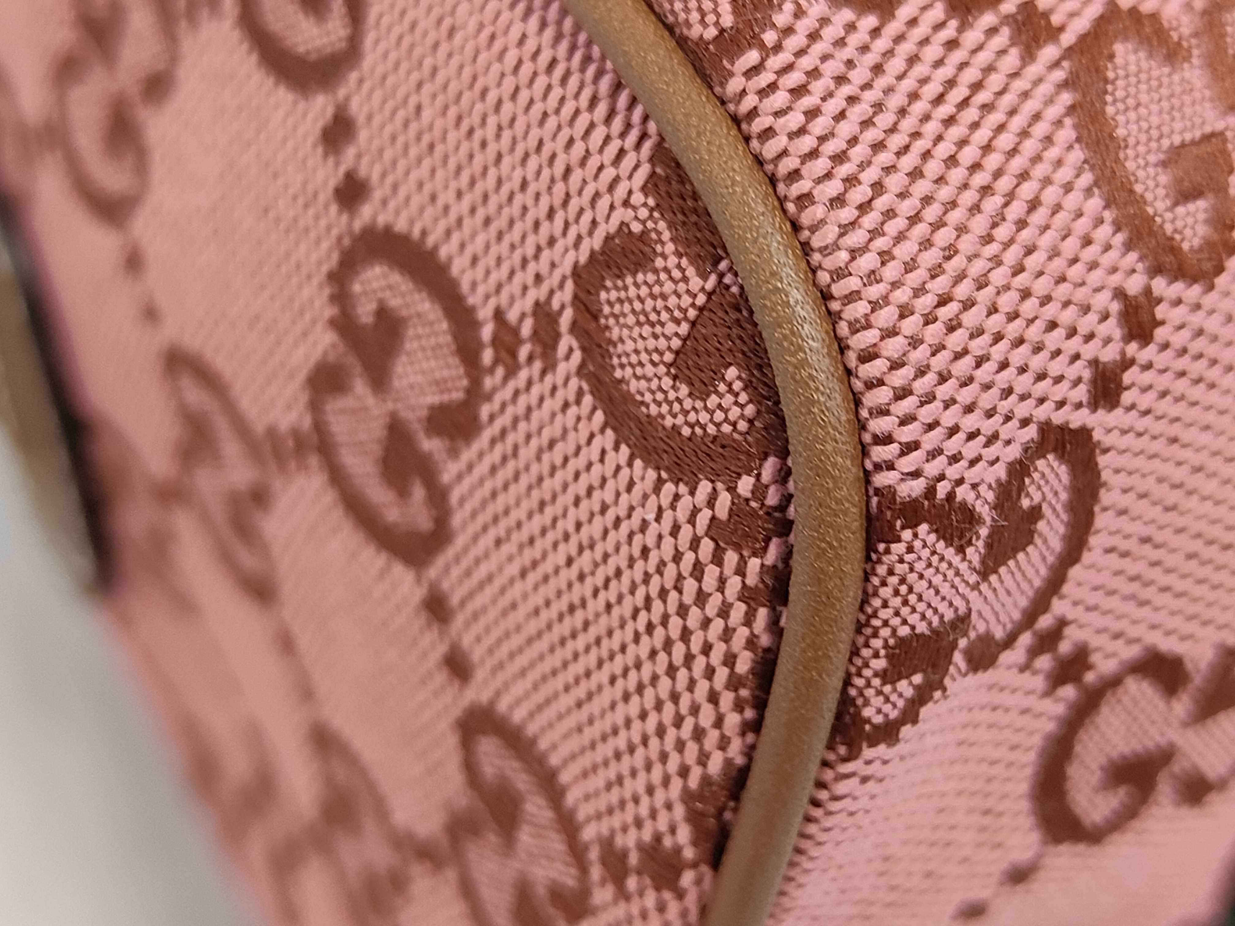 Unused 2-way Boston Bag GG Canvas Boston Bag — view 3