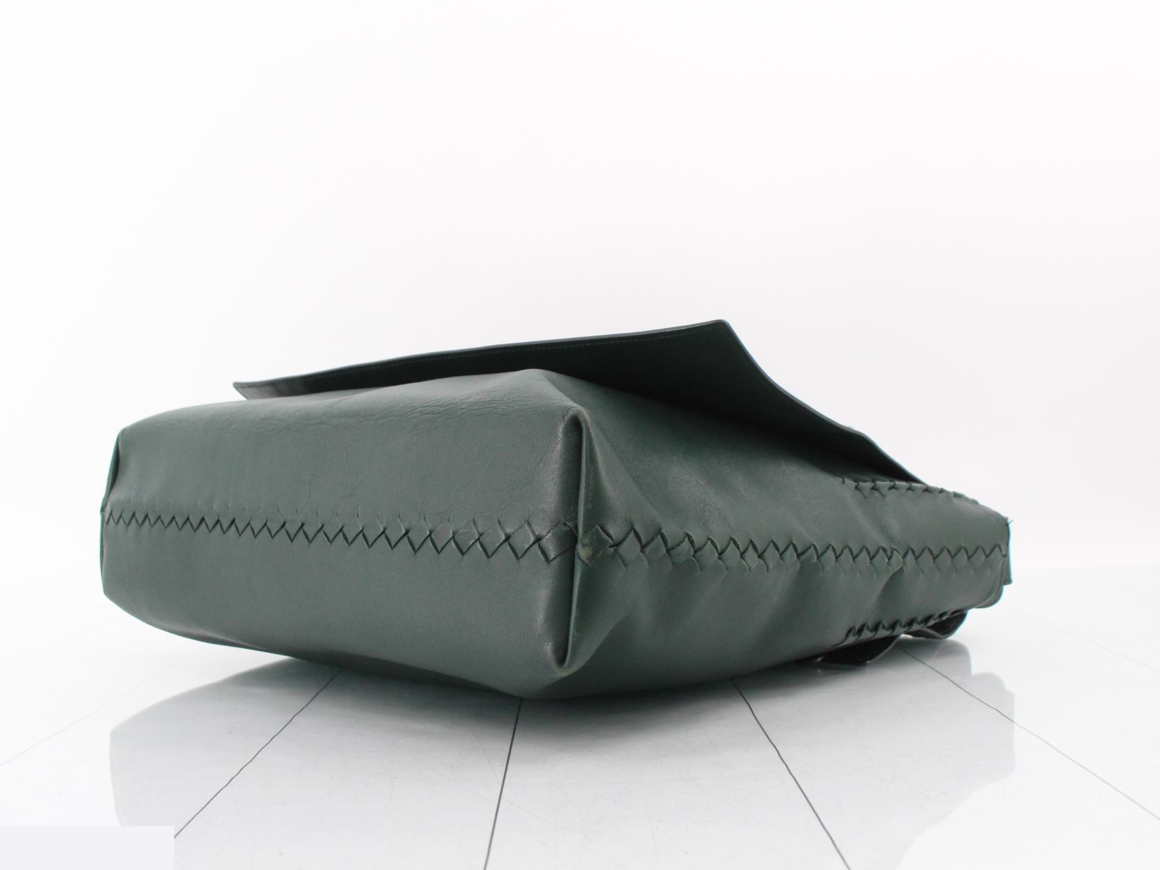 Intrecciato shoulder bag, leather, green — view 6