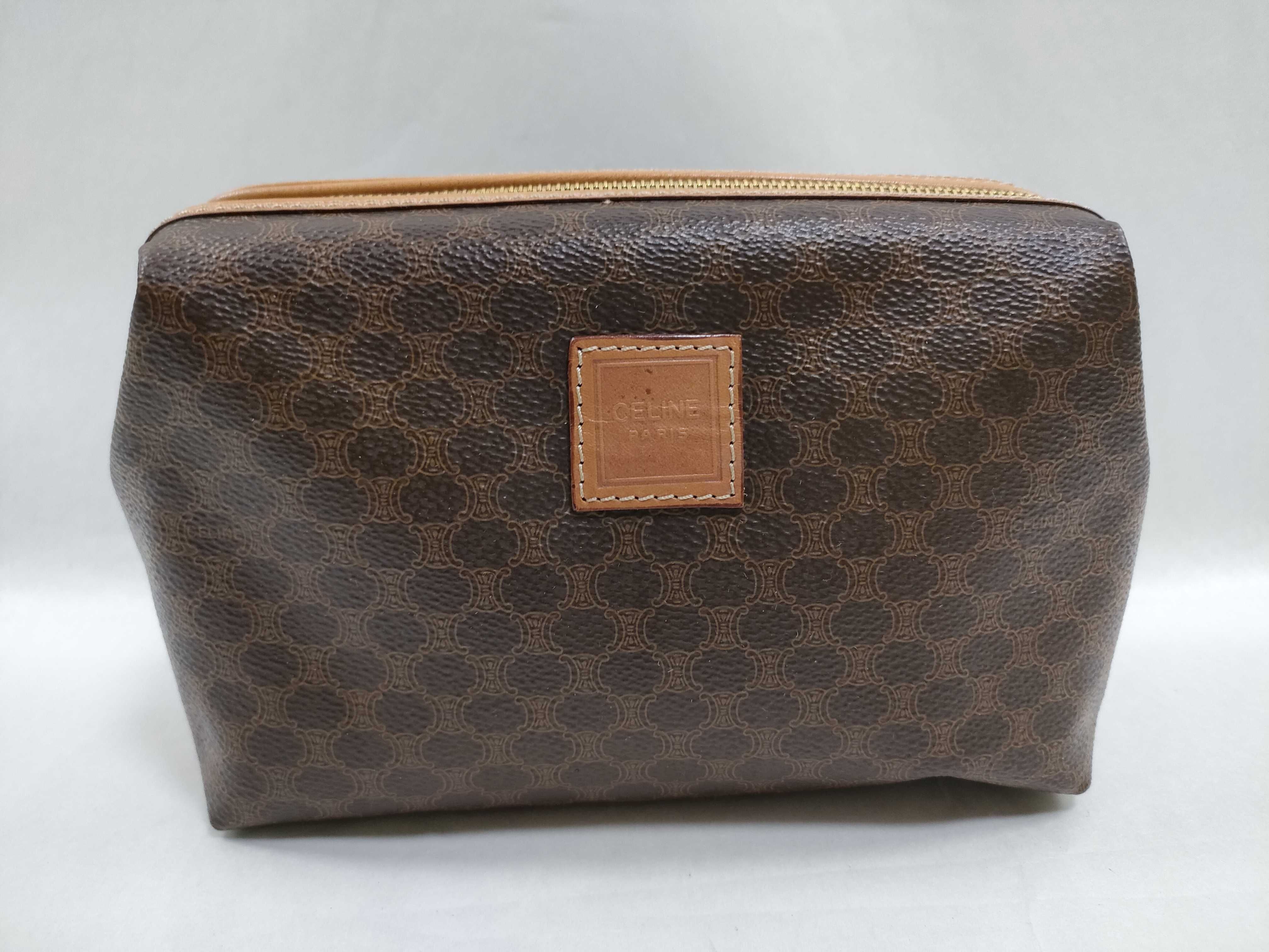 pouch