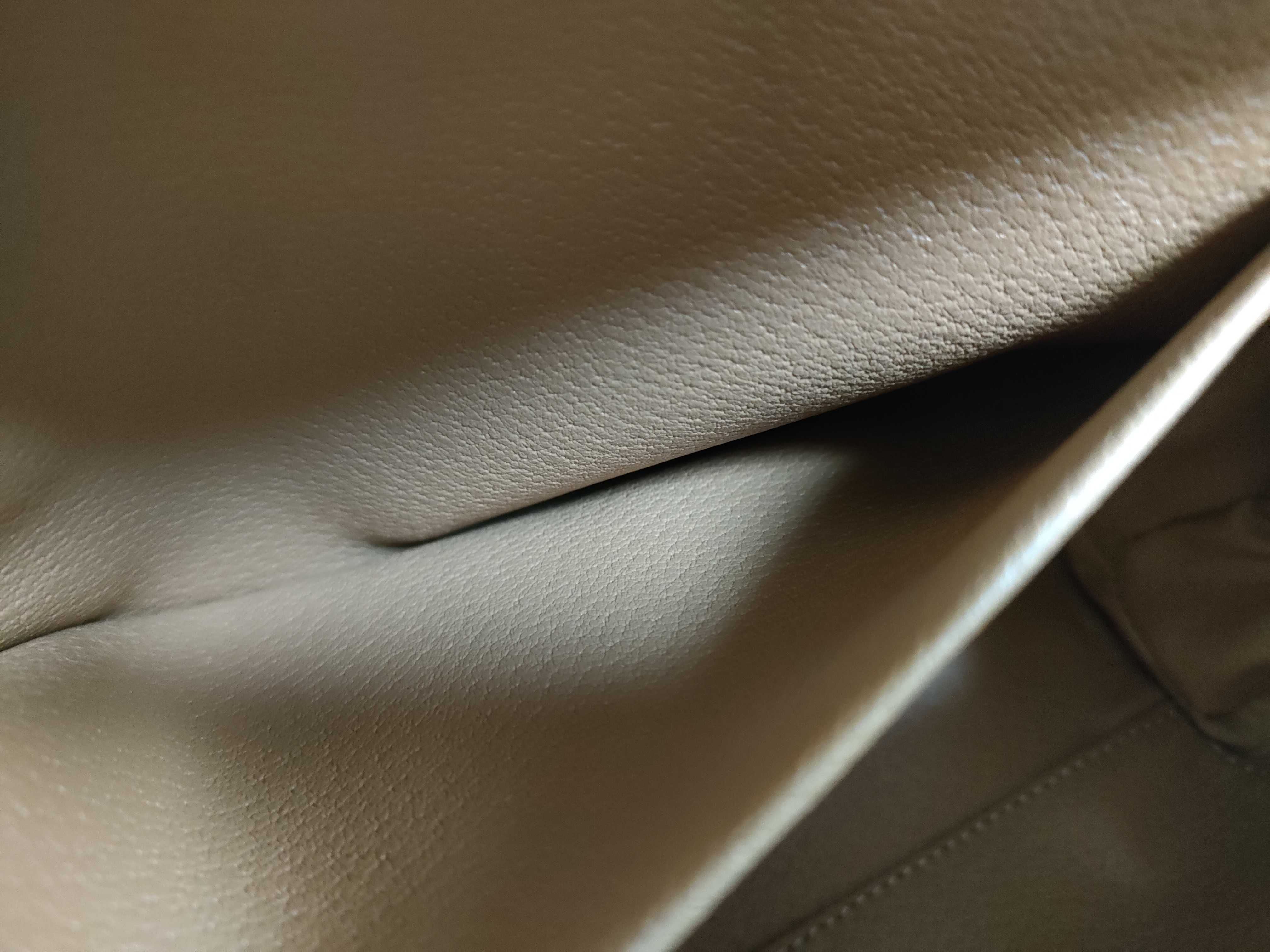 pouch — view 9