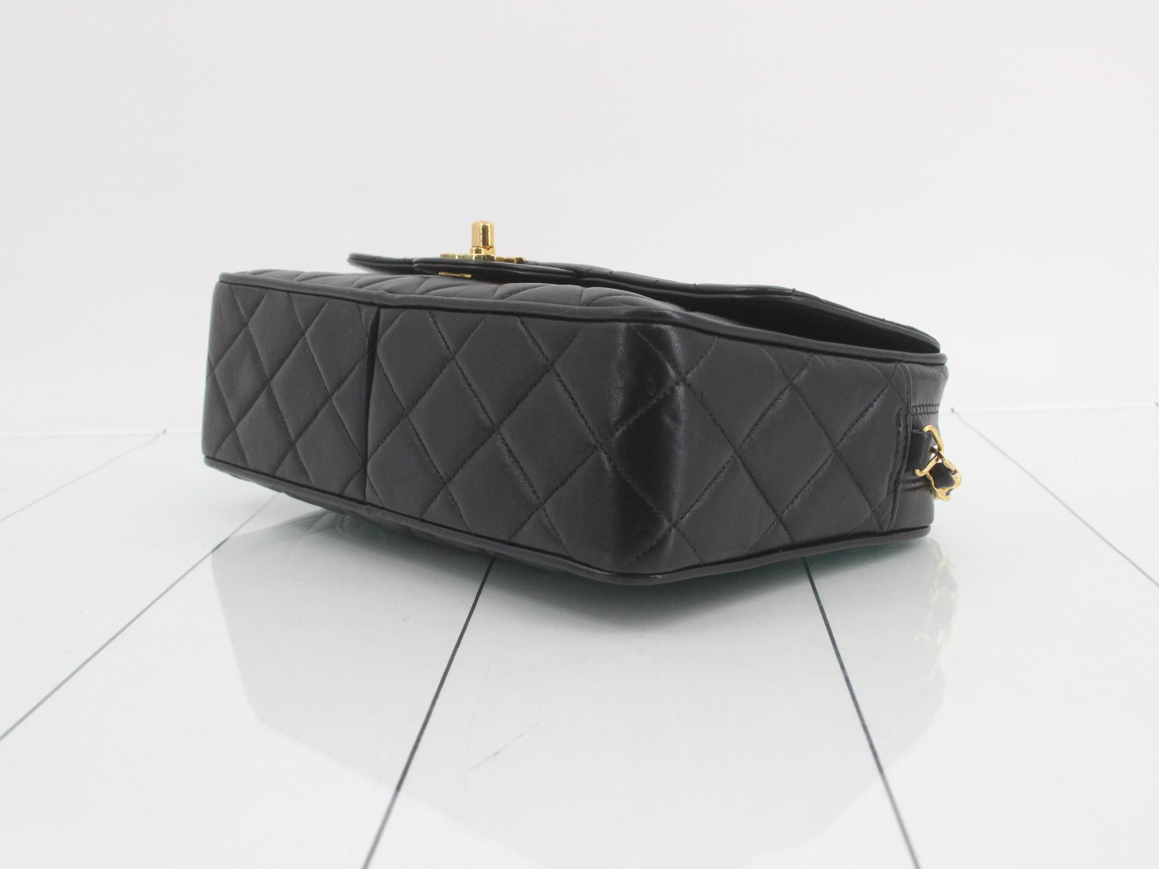 Matelassé 25 Classic Chain Shoulder Bag, Lambskin, Black, Series 3 — view 6