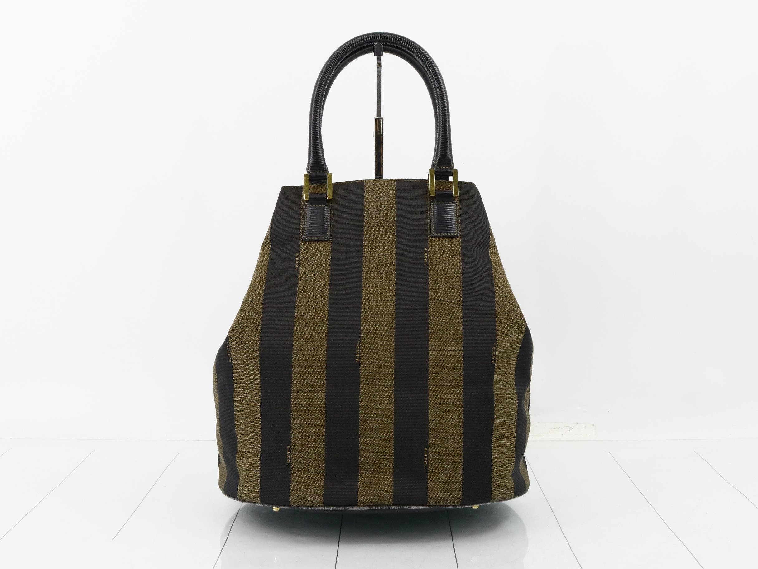 handbag — view 2