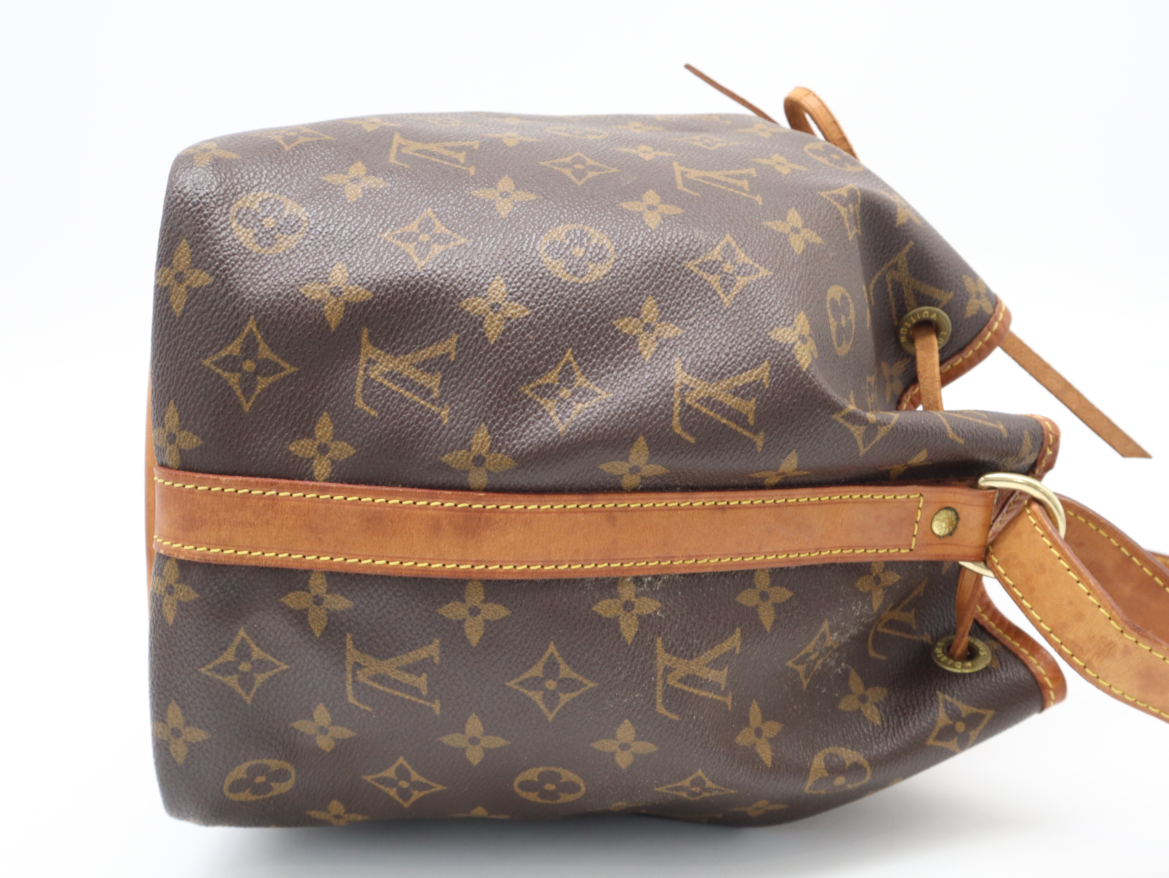 M40818 Monogram Petit Noé Shoulder Bag — view 5