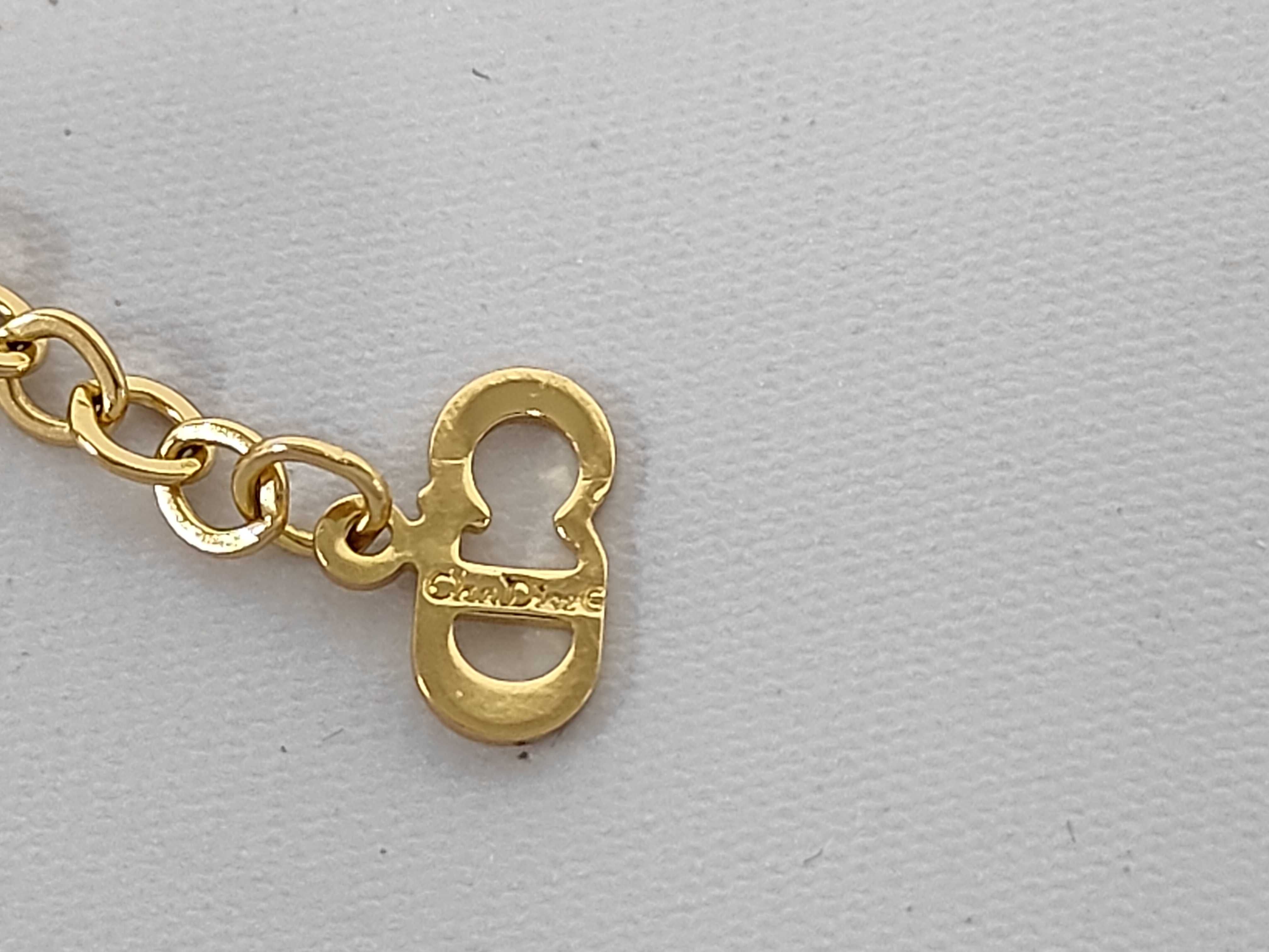 Logo Circle Rope Twist Chain Gold Necklace — view 5