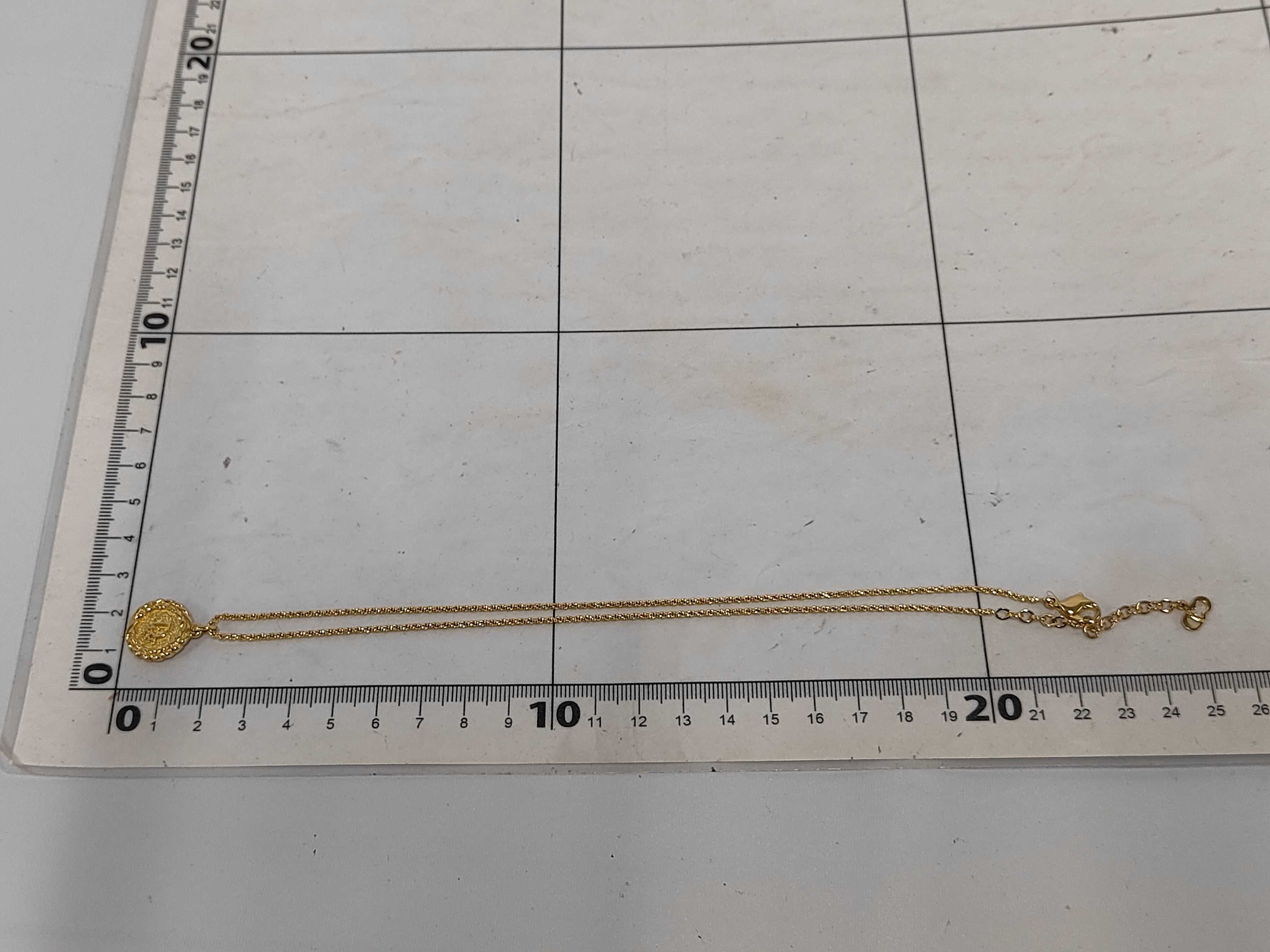 Logo Circle Rope Twist Chain Gold Necklace — view 6