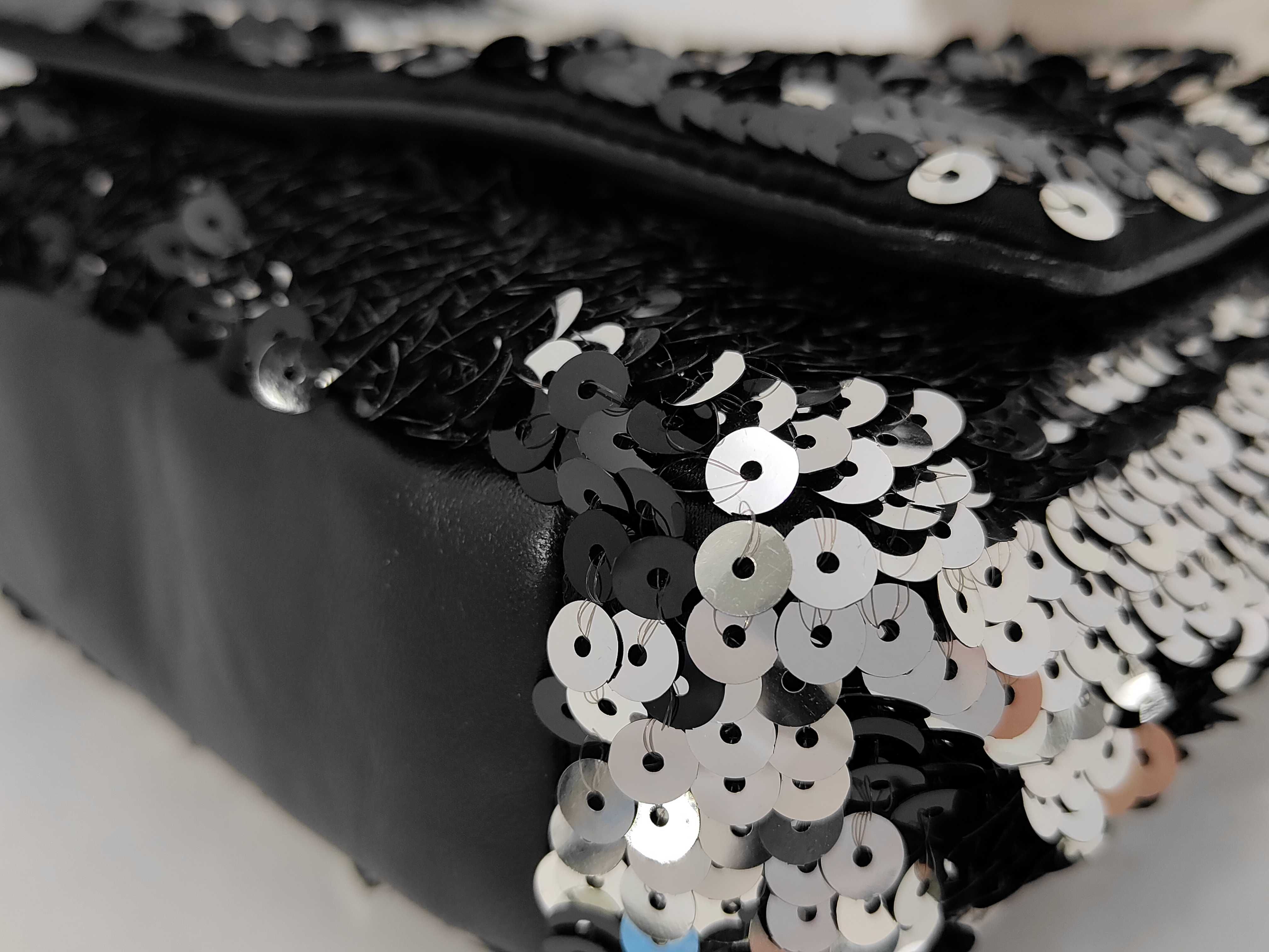 Sequin Chain Shoulder Bag (Black) — view 3
