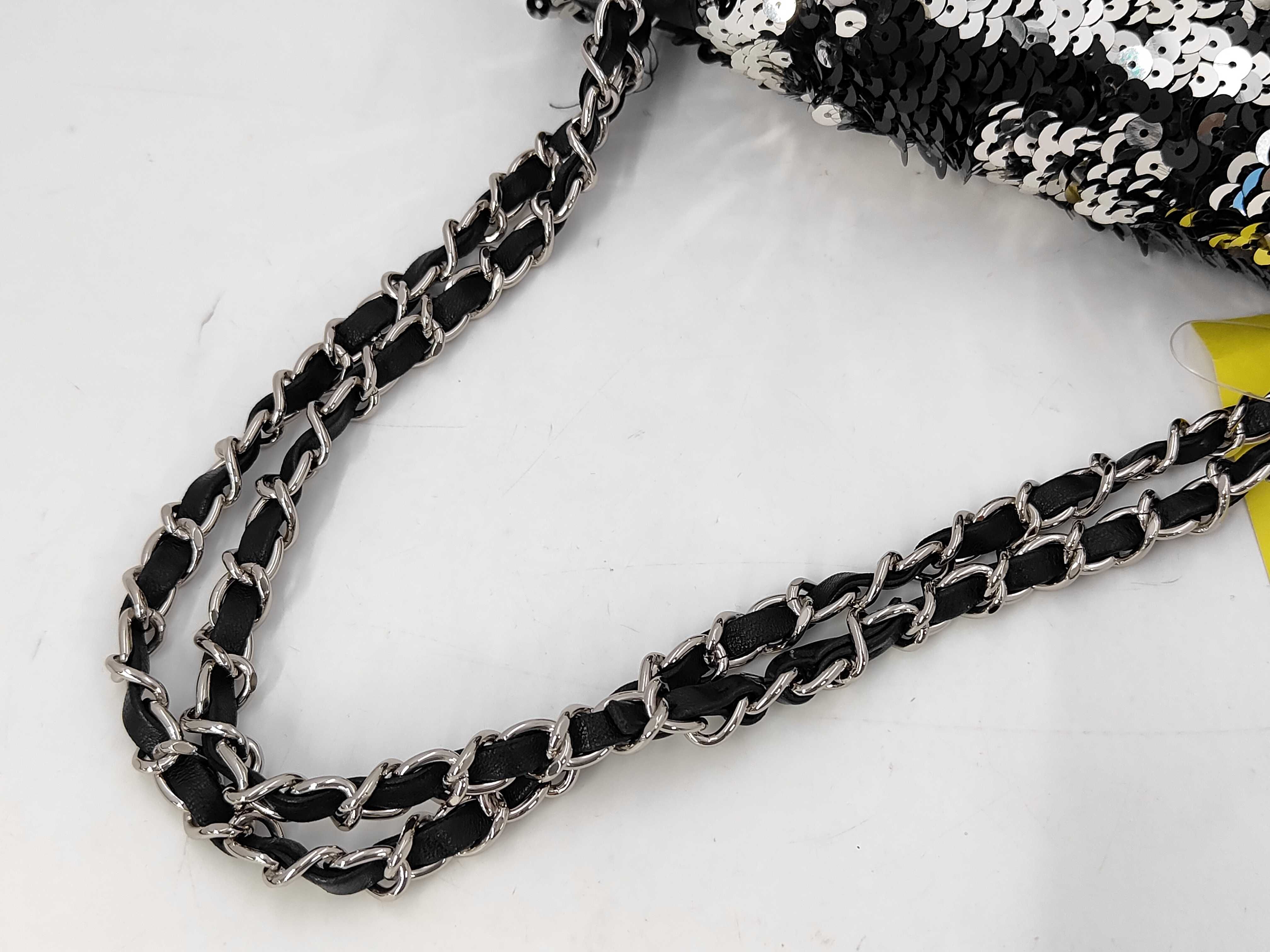 Sequin Chain Shoulder Bag (Black) — view 5