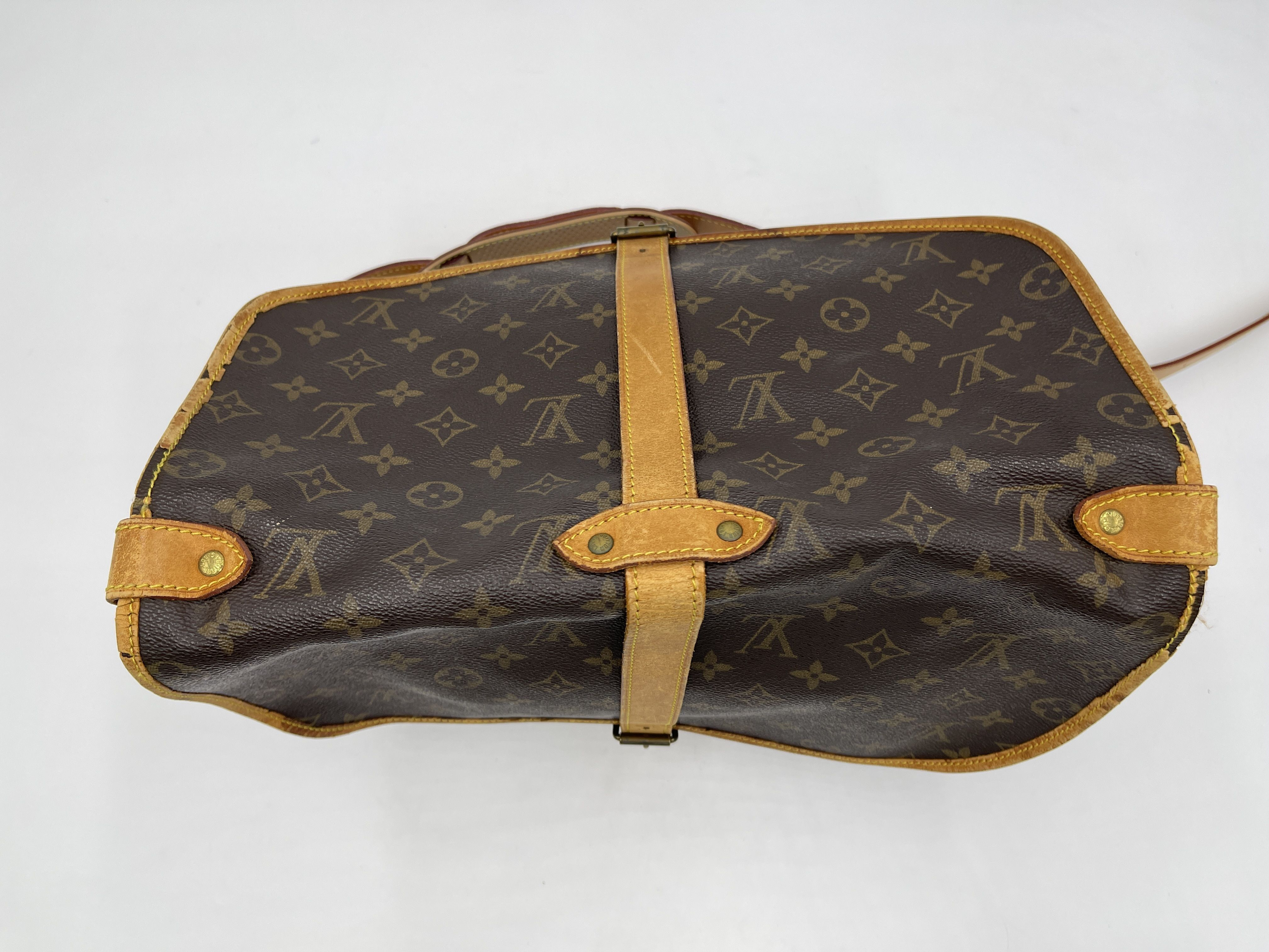 Monogram Saumur 35 M42254 883V.I Shoulder Bag — view 4