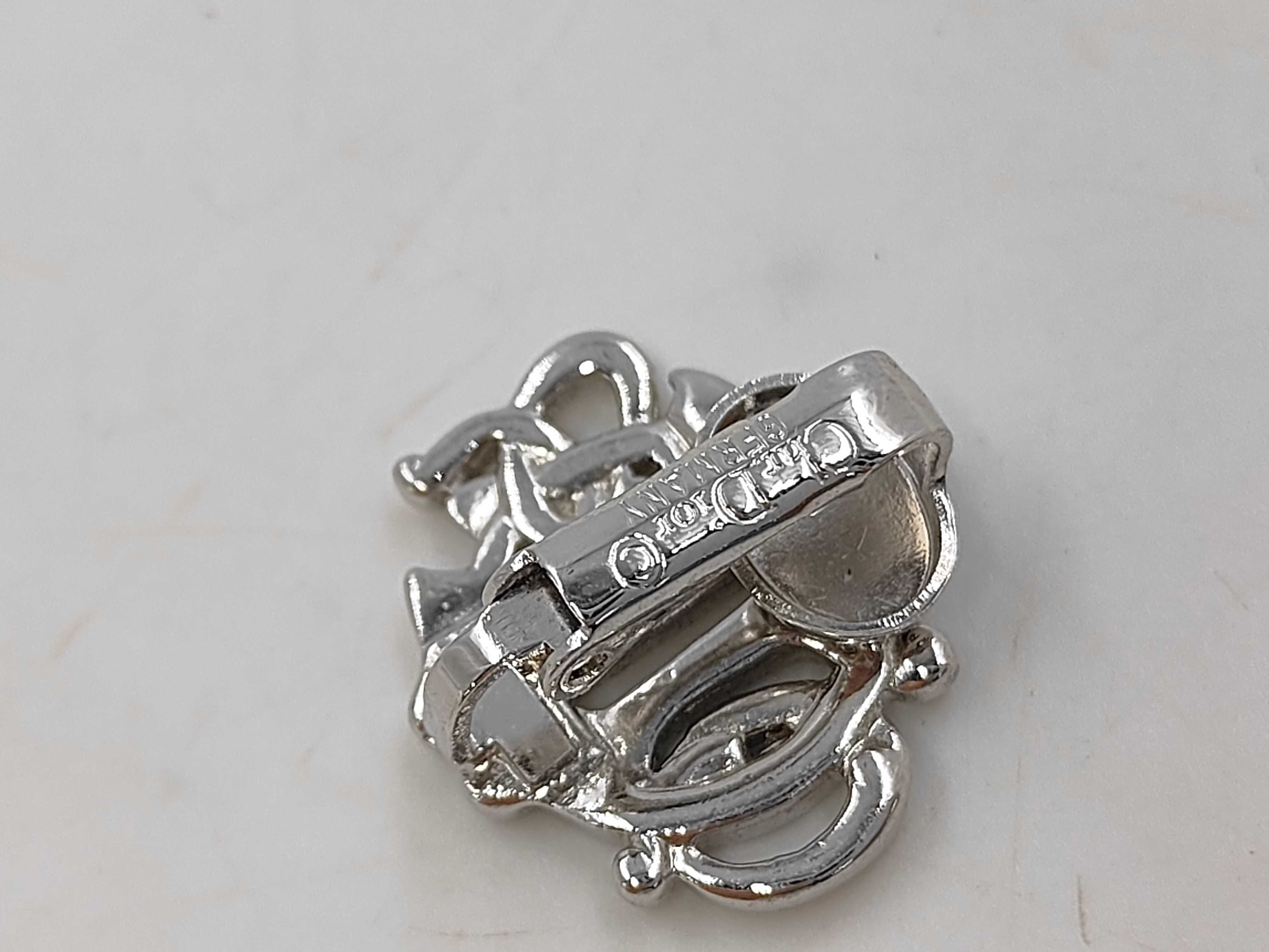 Earrings — view 5