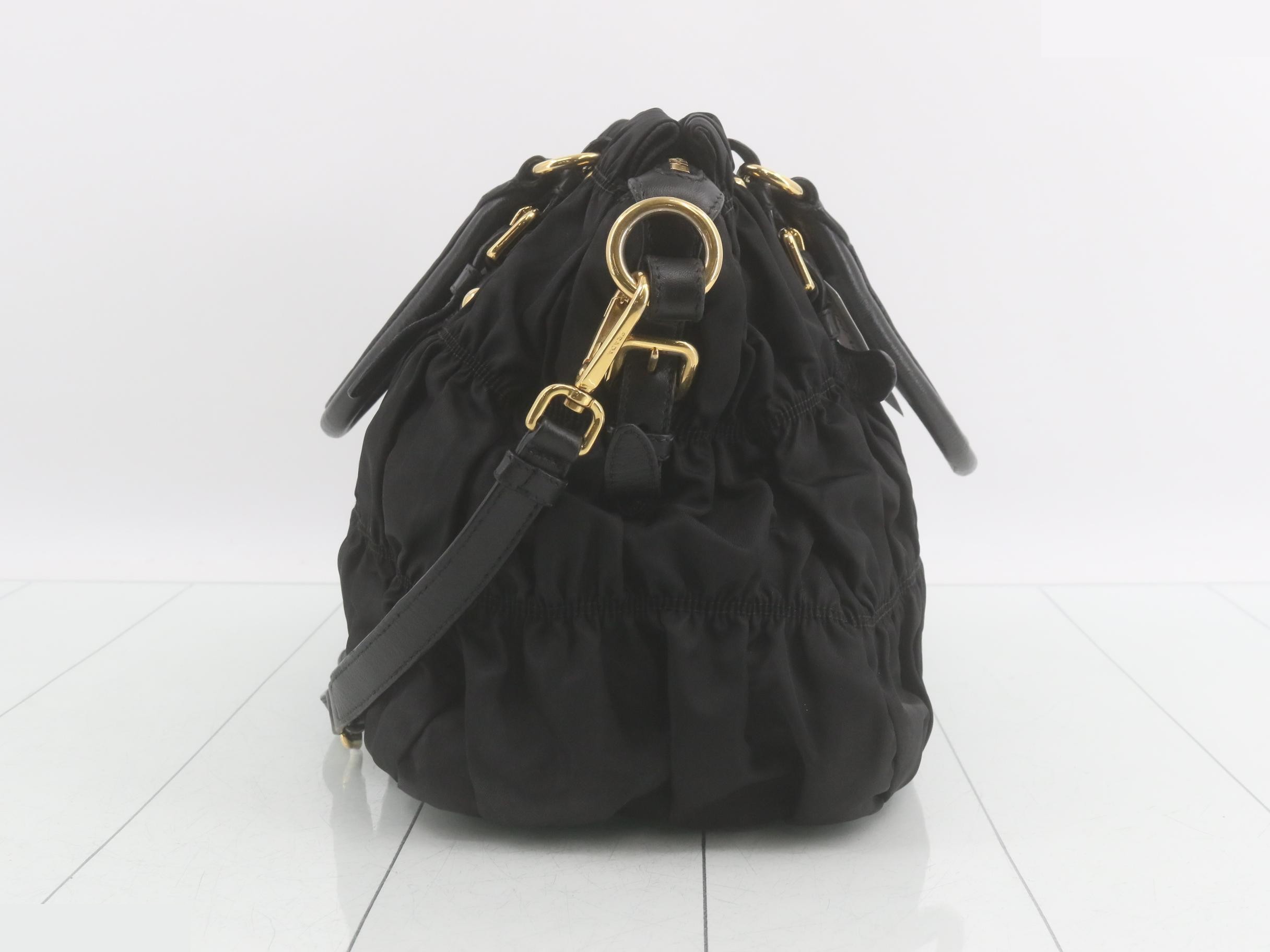 BN1336 Tessuto Gaufre Shoulder Bag — view 3