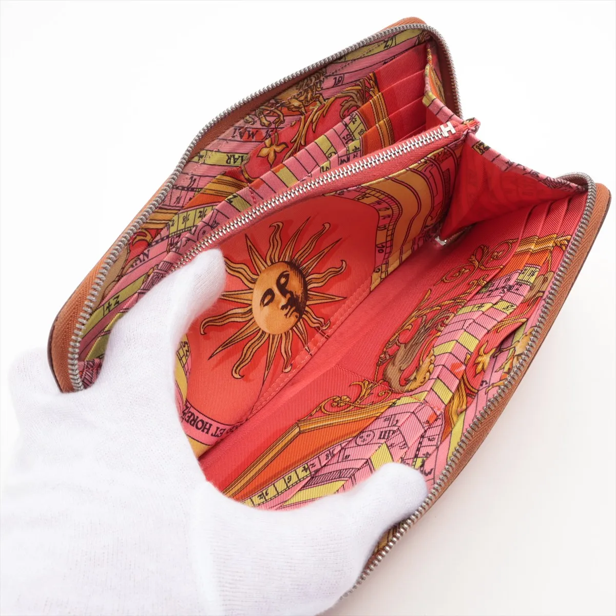 Azap Long Silk In, Veau Epsom, Round Zip Wallet, Gold, Silver Hardware, X: 2016, Handle Missing — view 6
