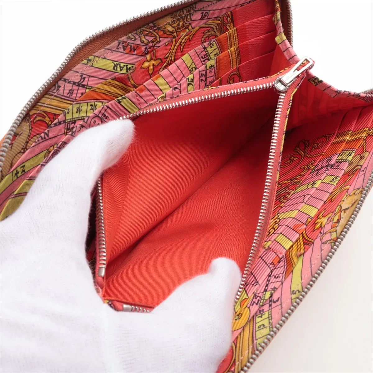 Azap Long Silk In, Veau Epsom, Round Zip Wallet, Gold, Silver Hardware, X: 2016, Handle Missing — view 8