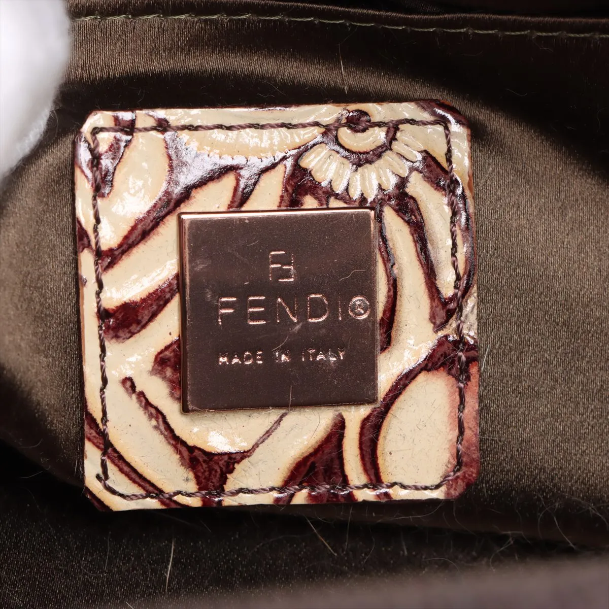 fur shoulder bag beige — view 9
