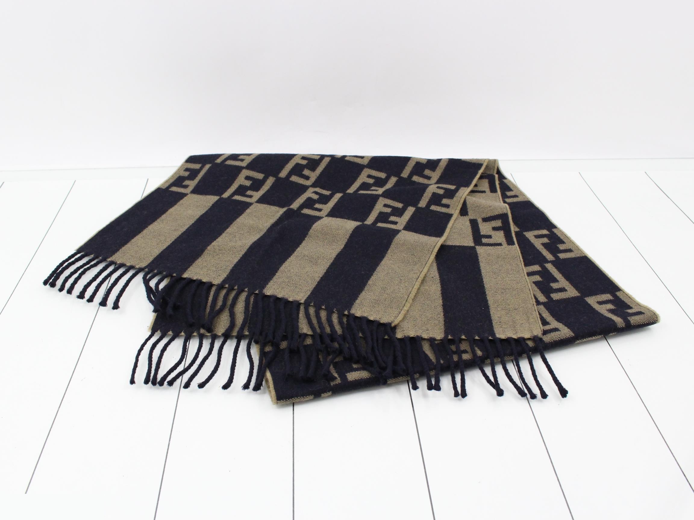 Zucca Scarf, Beige — view 2