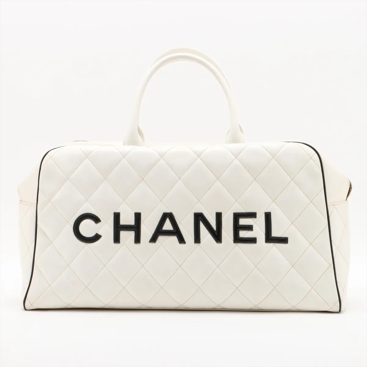 Matelassé Lambskin Boston Bag, Logo, White, Gold Hardware, Sticker Peeling — view 2