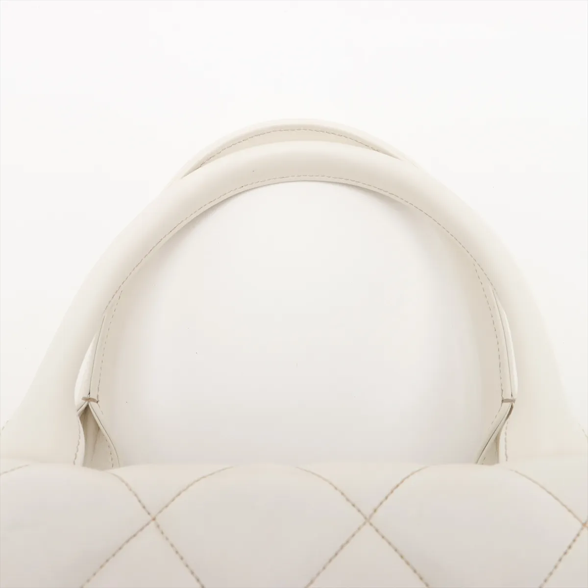 Matelassé Lambskin Boston Bag, Logo, White, Gold Hardware, Sticker Peeling — view 6