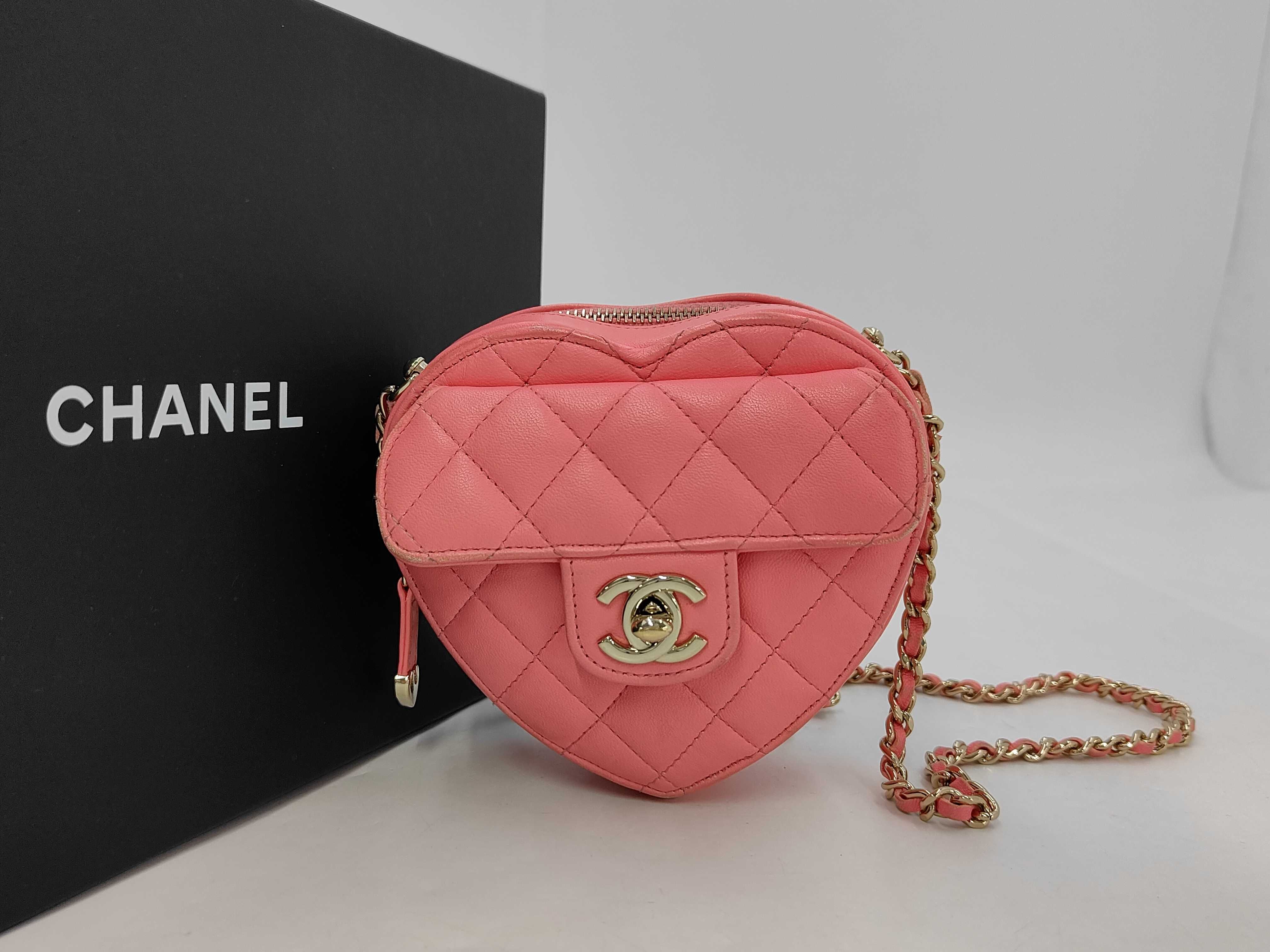 Matelassé Heart Shoulder Bag