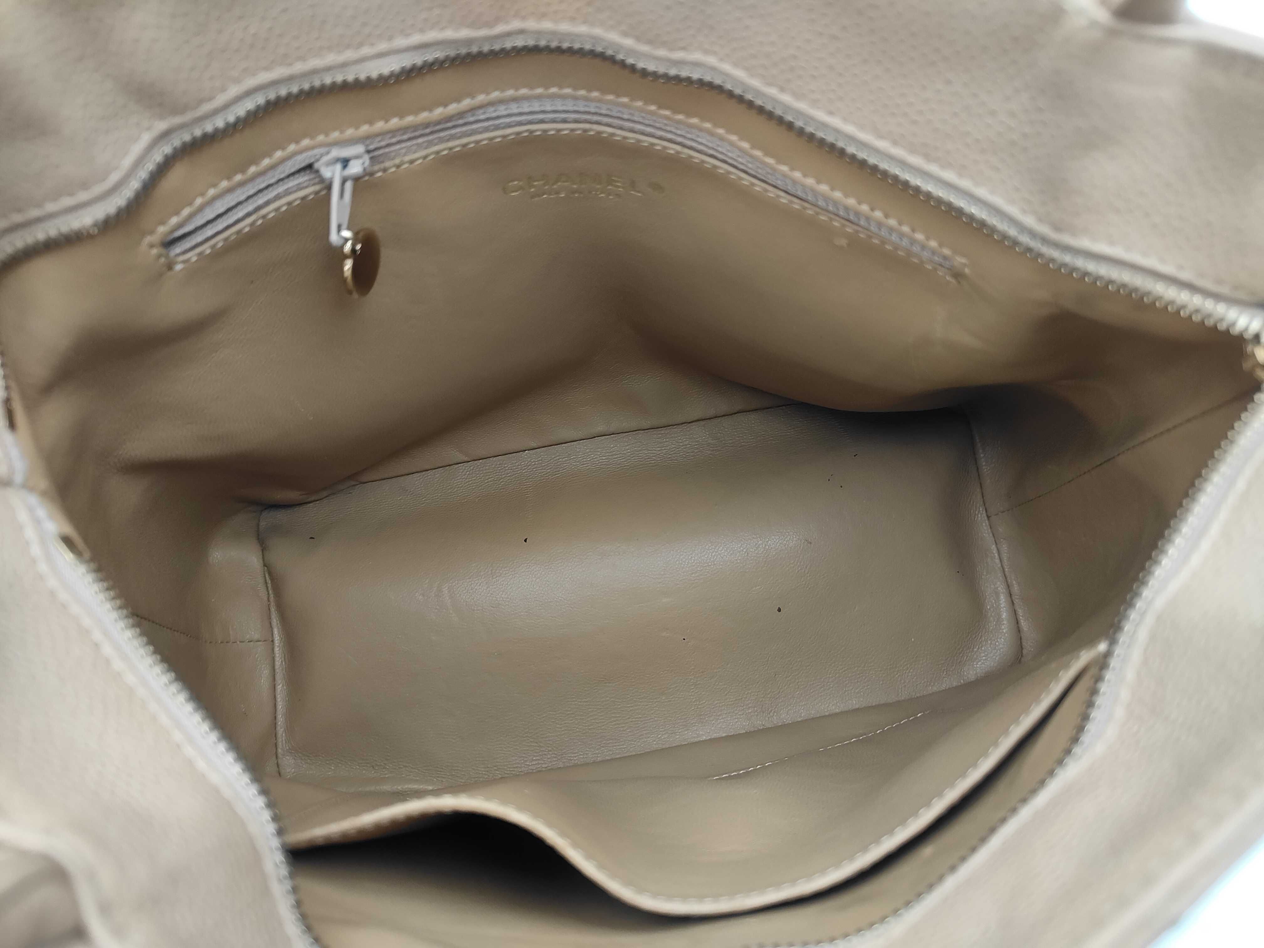 Reissue Tote Bag, Caviar Leather, Gold Hardware — view 8