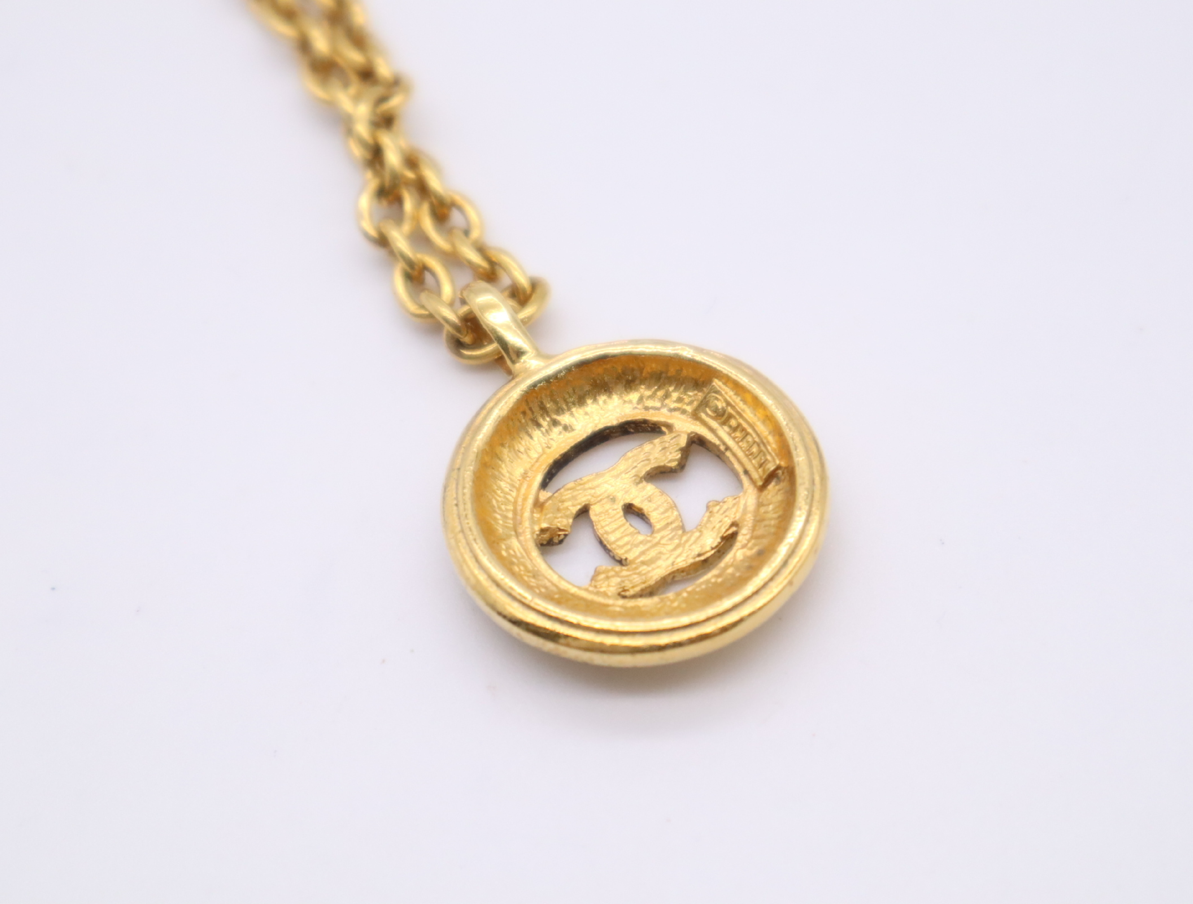 GP Coco Mark Stud Necklace Gold Necklace — view 4