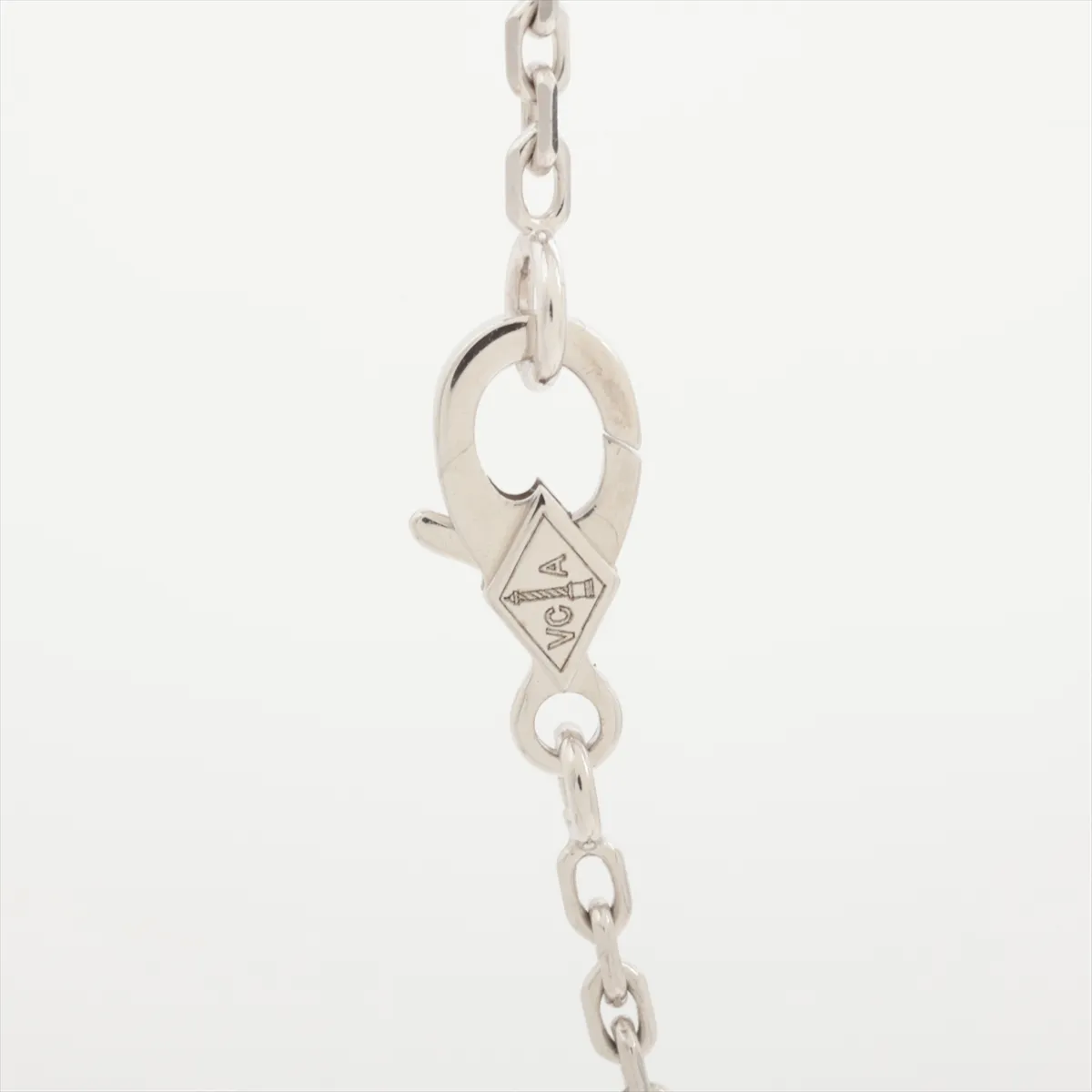 Magic Alhambra Shell Necklace, 750 (WG), 10.7g, JA768897. Features: Loose clasp, — view 3